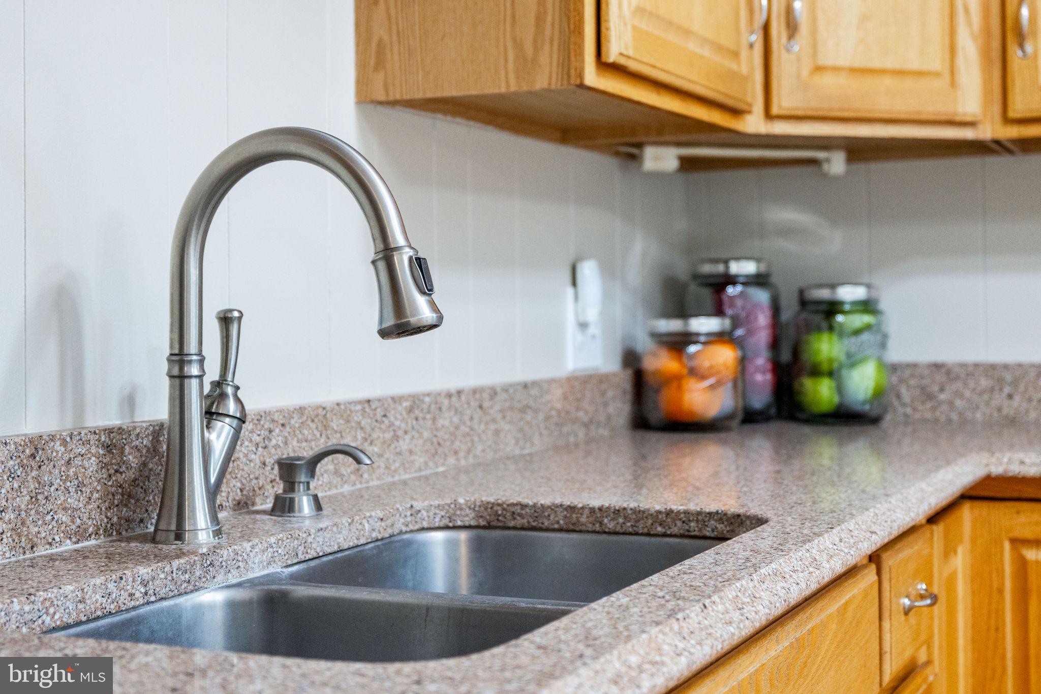 KEYES FERRY ACRES - Residential