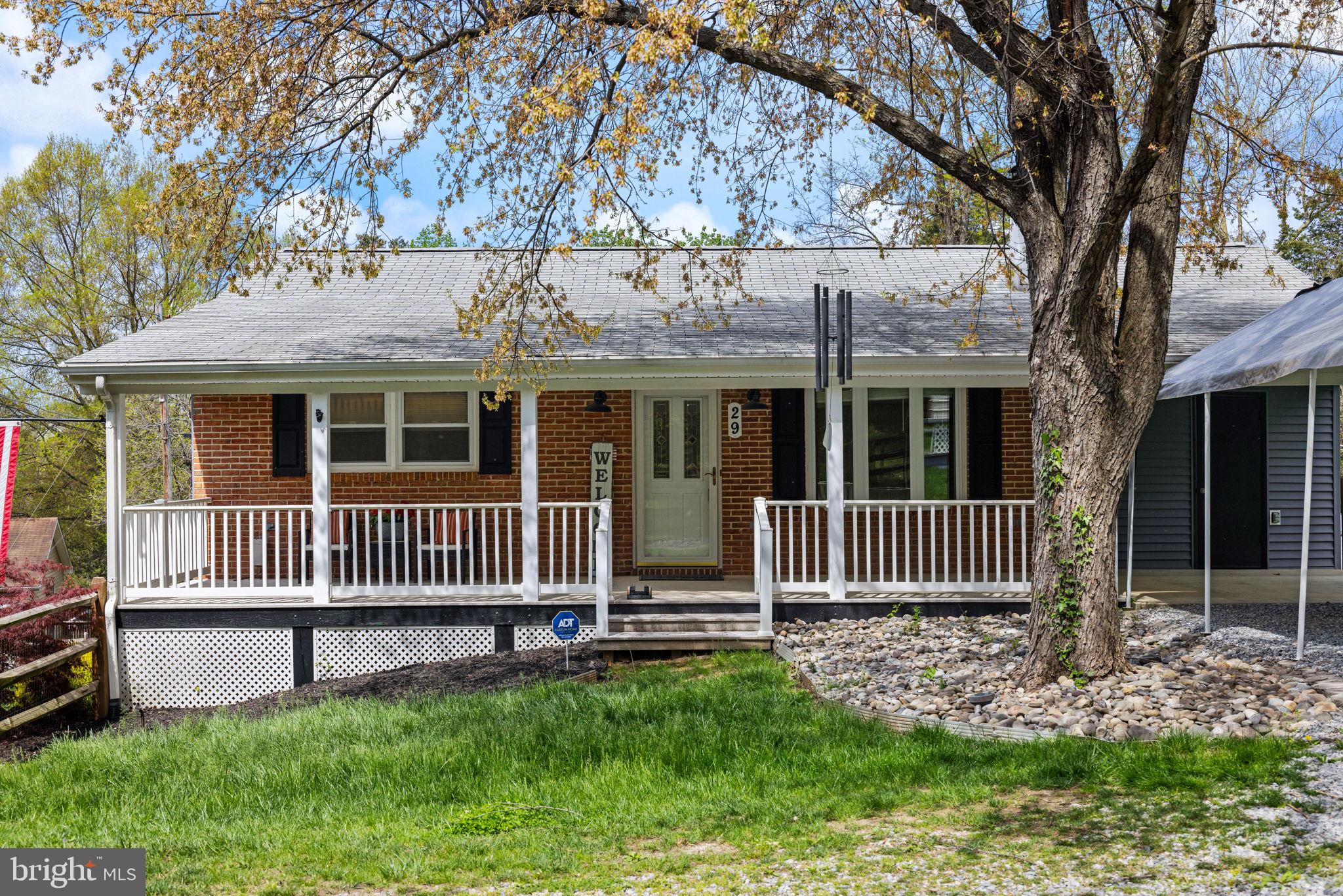 29 OLD CHESTNUT DRIVE