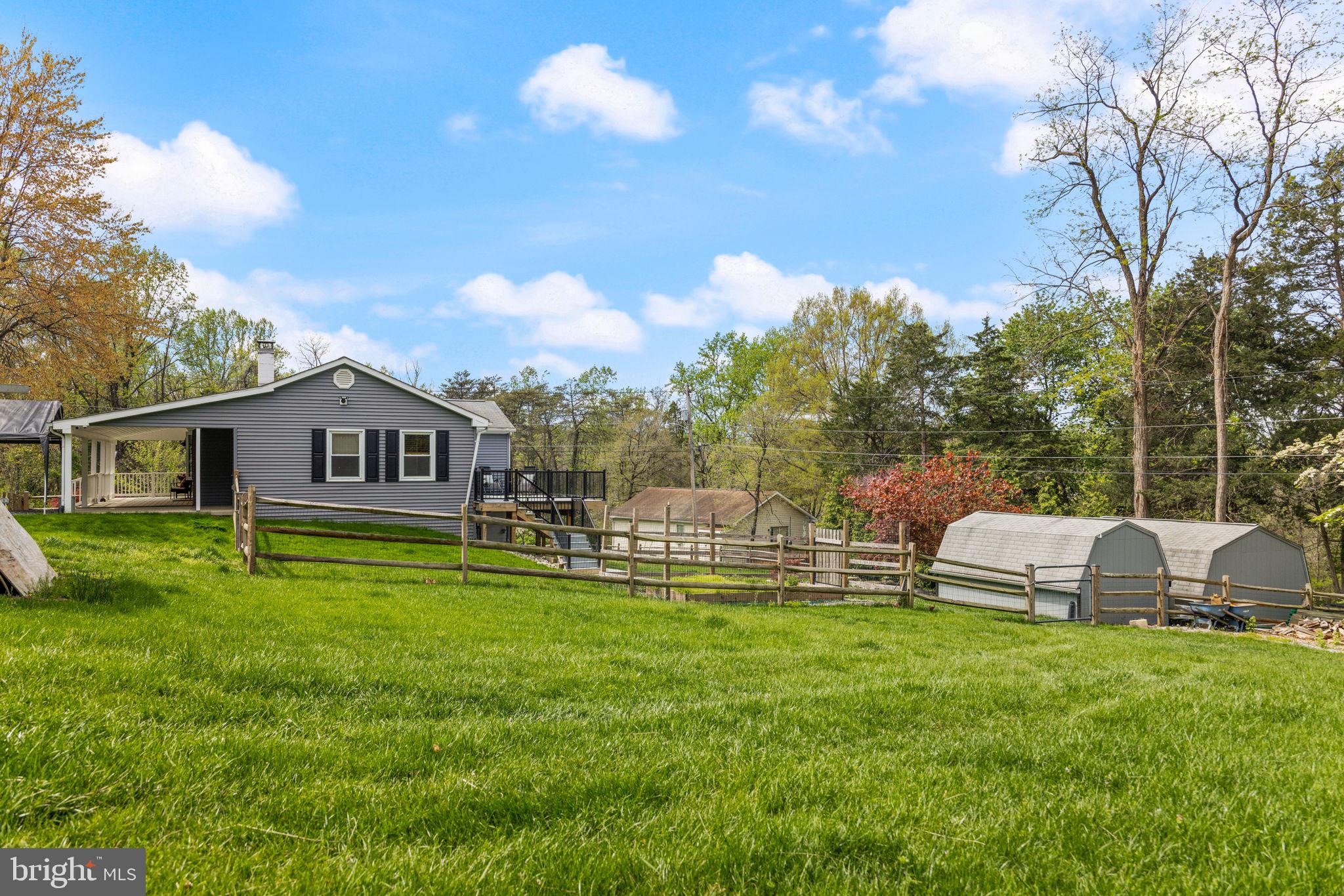 KEYES FERRY ACRES - Residential