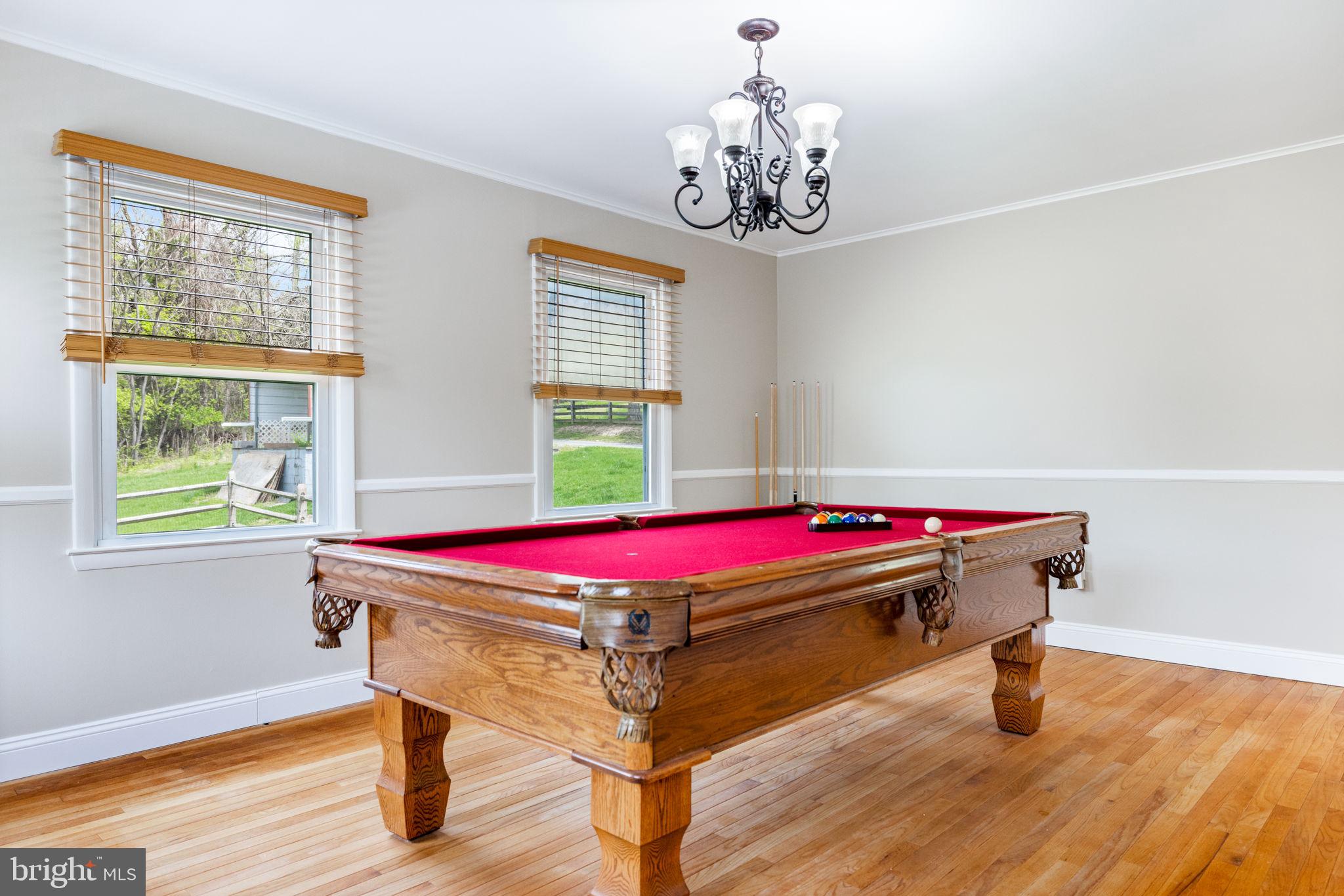 KEYES FERRY ACRES - Residential