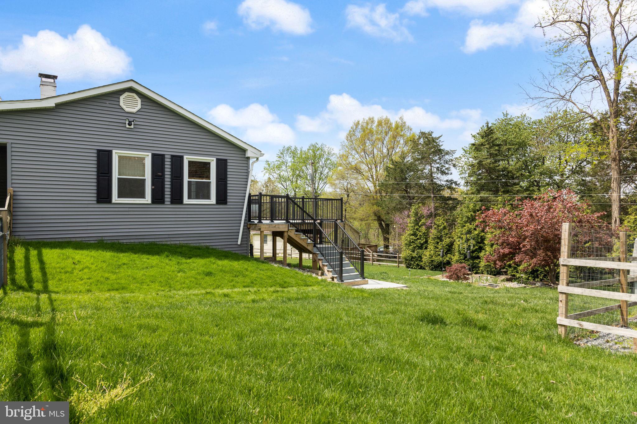 KEYES FERRY ACRES - Residential