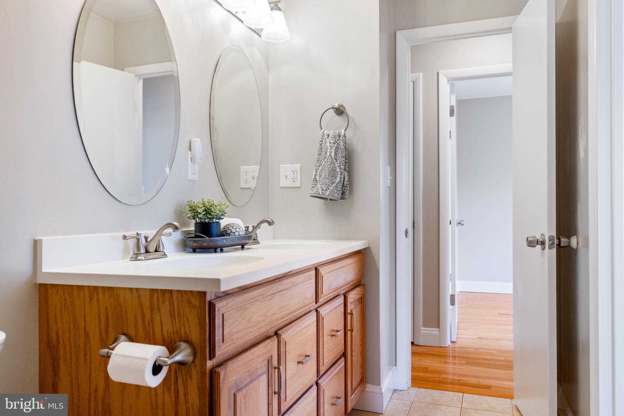 KEYES FERRY ACRES - Residential