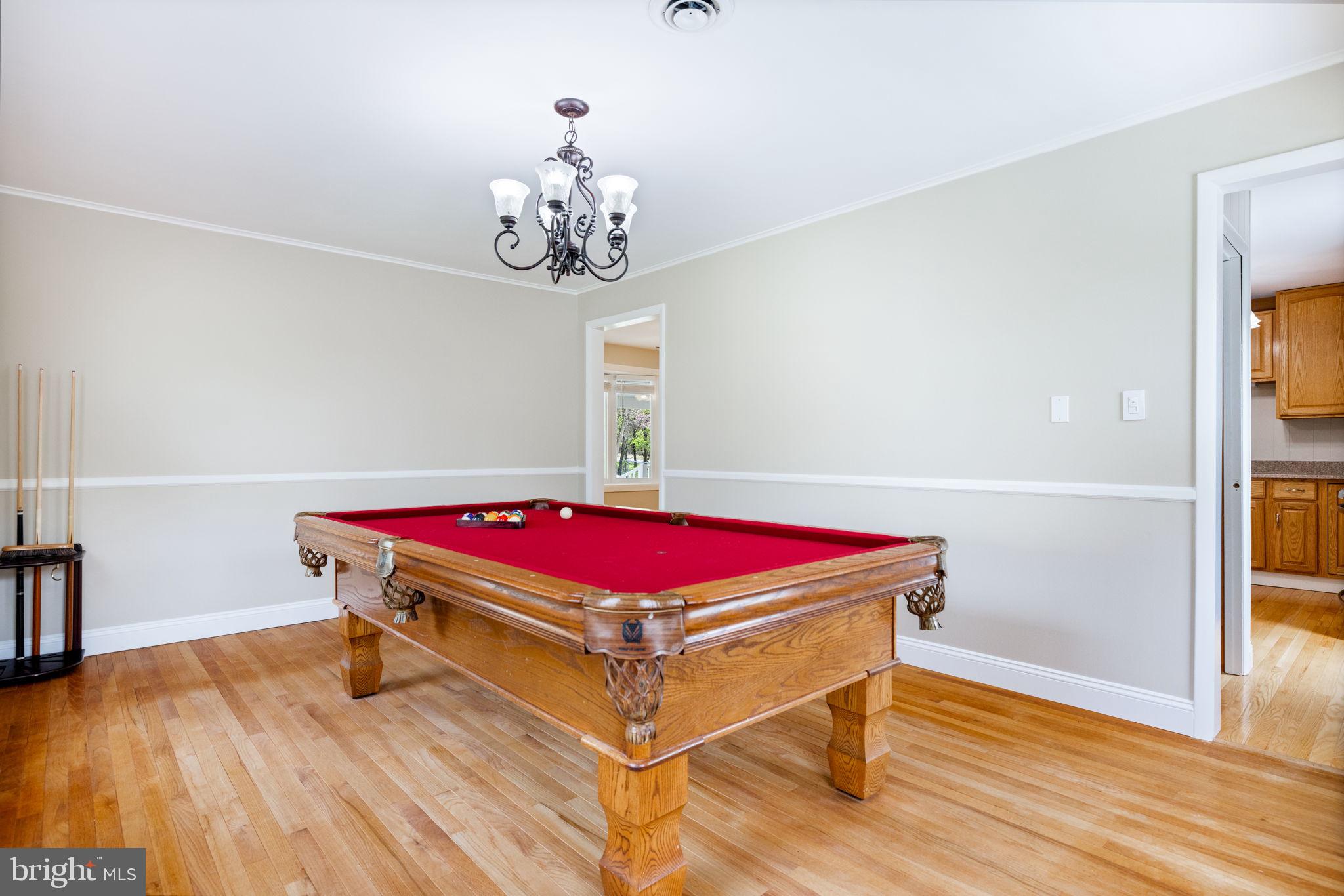 KEYES FERRY ACRES - Residential