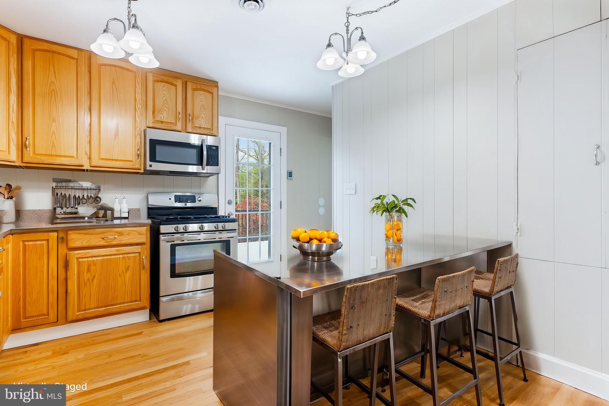 KEYES FERRY ACRES - Residential