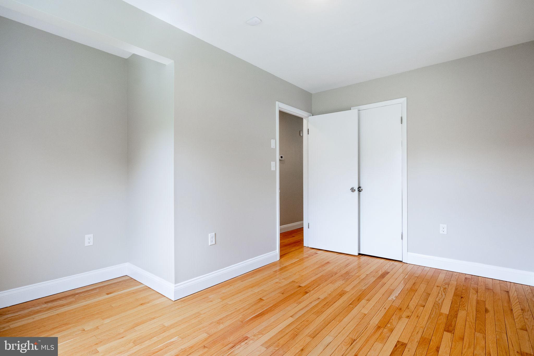 KEYES FERRY ACRES - Residential