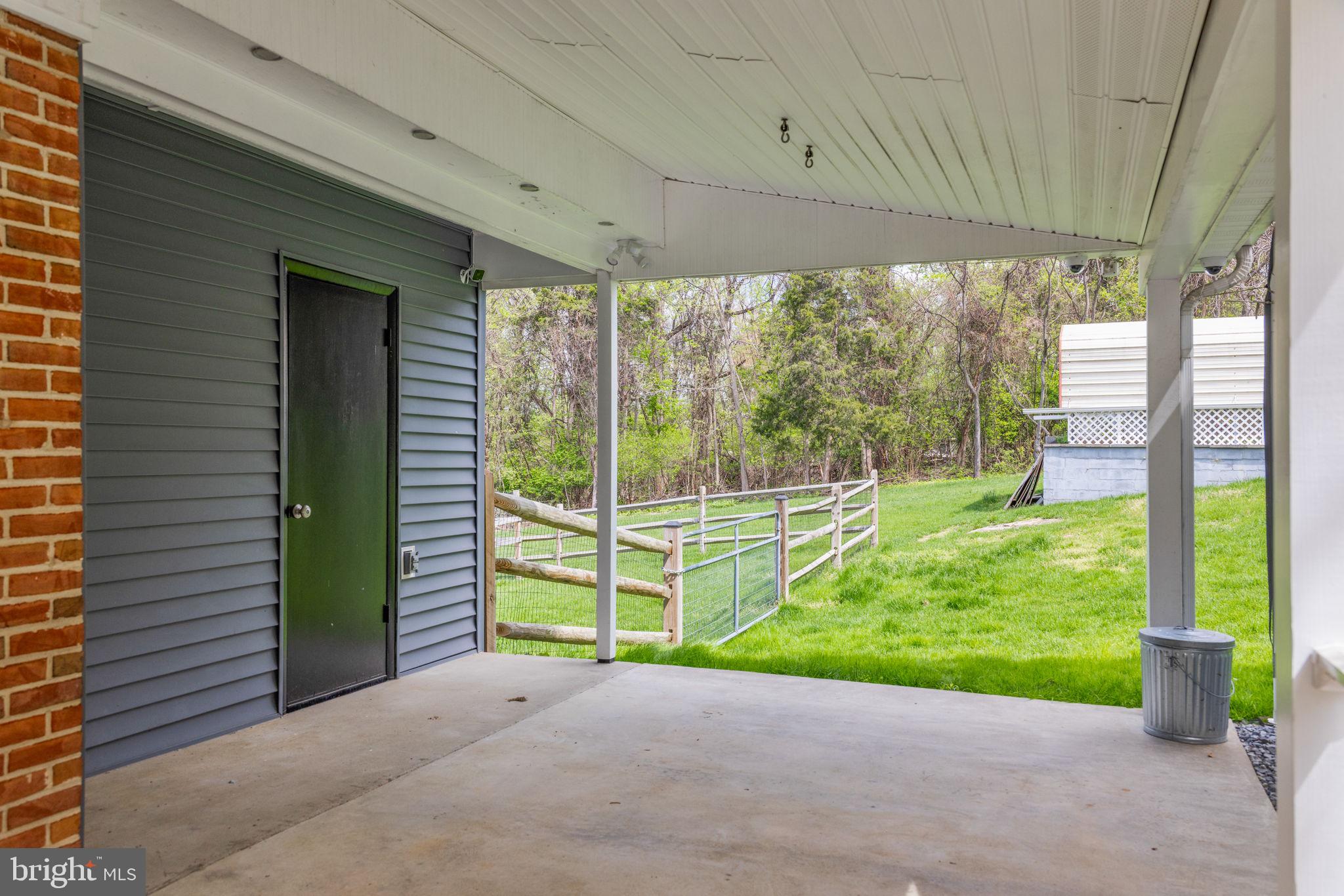 KEYES FERRY ACRES - Residential