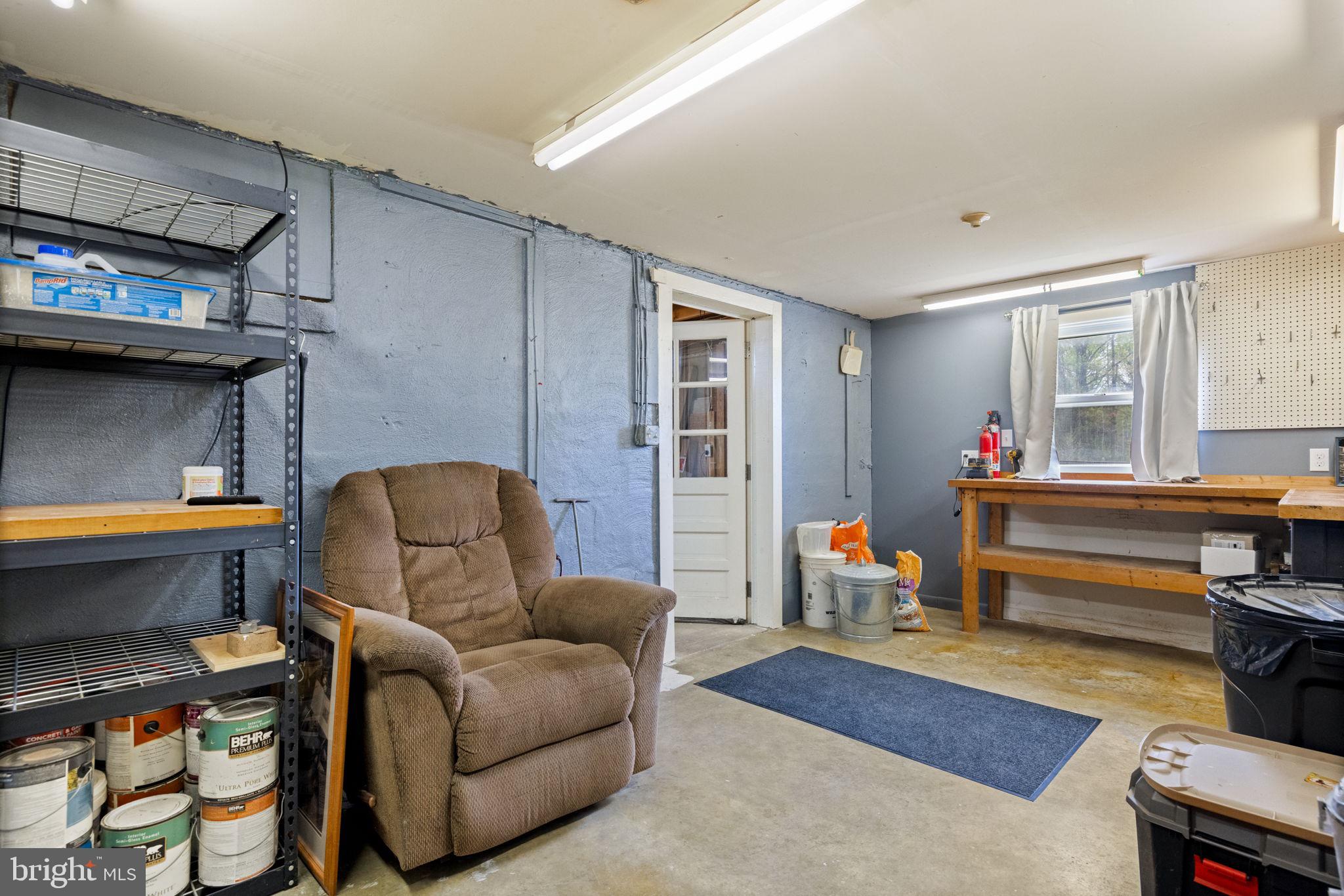 KEYES FERRY ACRES - Residential