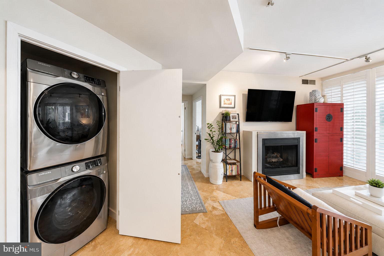 1300 13TH STREET NW 102