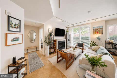 Photo of 1300 13th Street NW #102, WASHINGTON, DC 20005 (MLS # DCDC2279082)