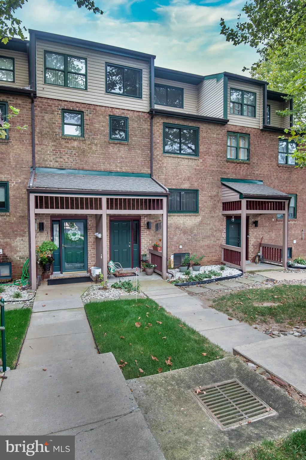 Wilmington, Delaware 19802, United States, 2 Bedrooms Bedrooms, ,3 BathroomsBathrooms,Residential,Active,191892