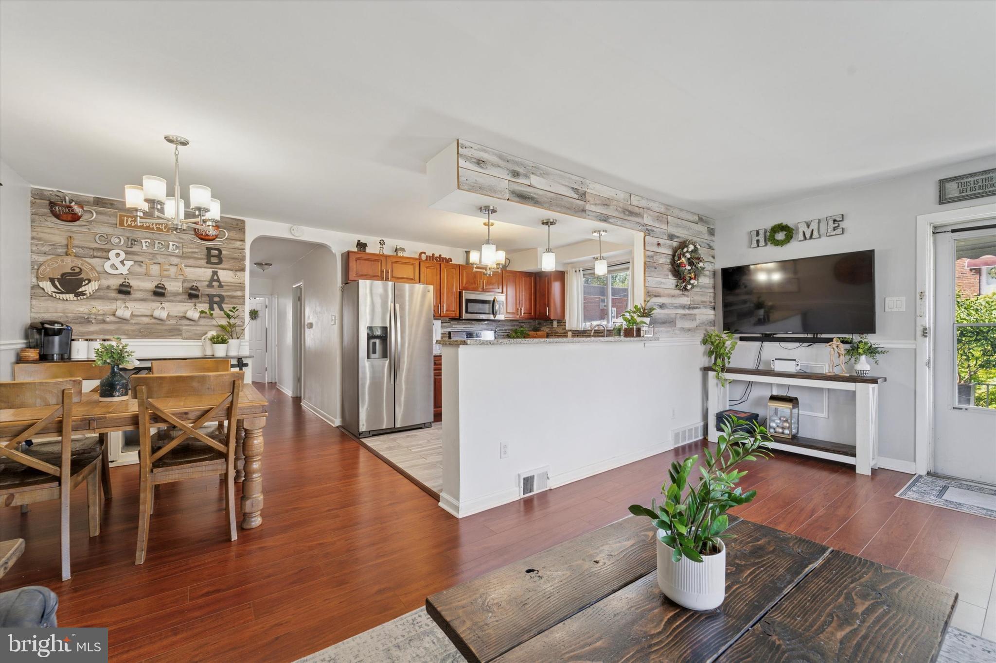 BELLS CORNER - Residential Lease