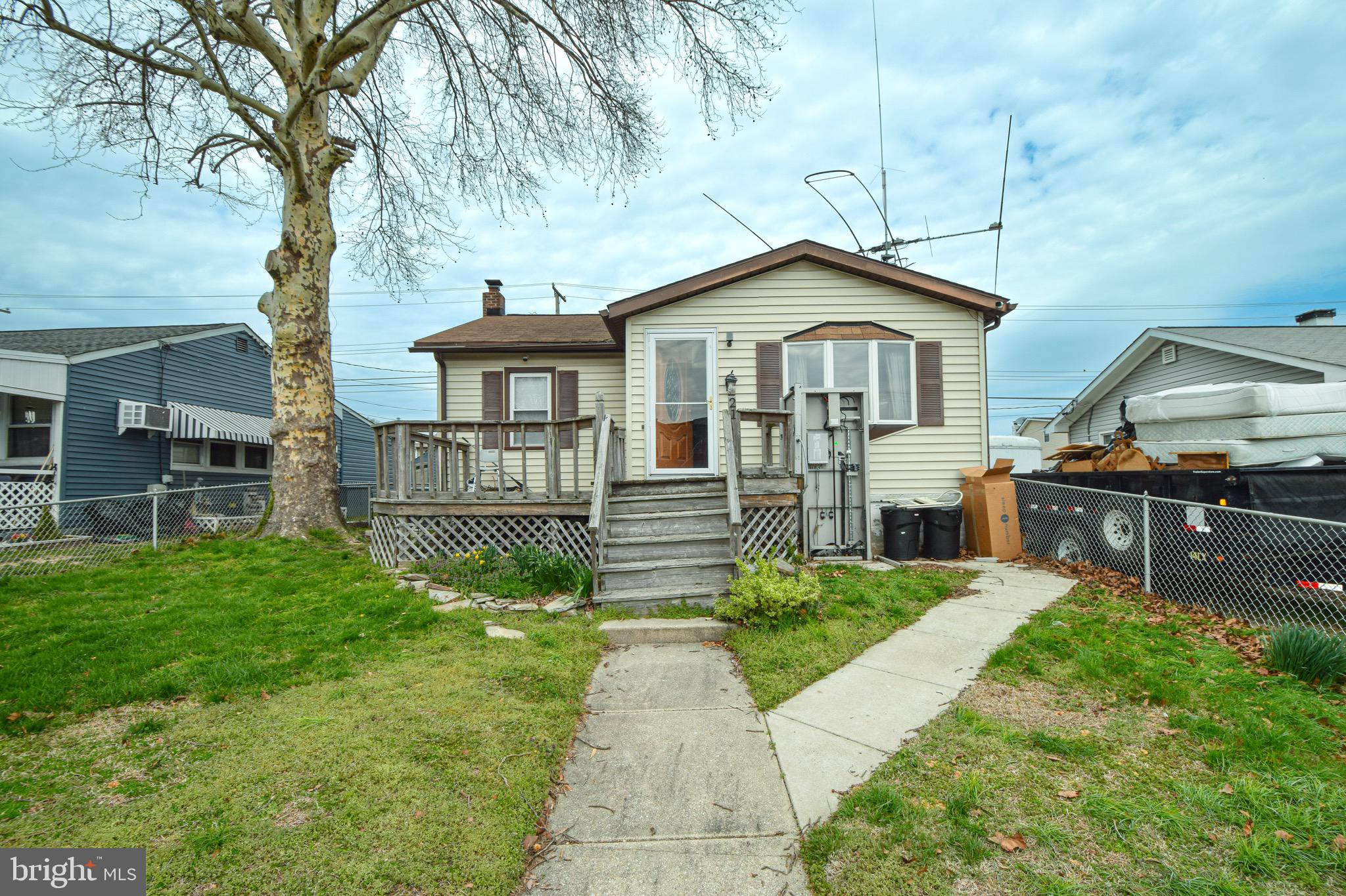 BOWLEYS QUARTERS - Residential