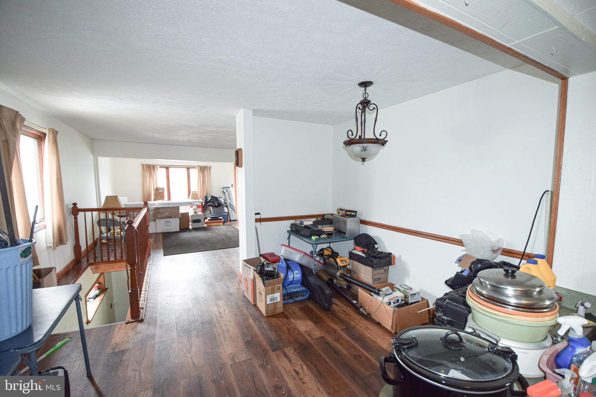 BOWLEYS QUARTERS - Residential