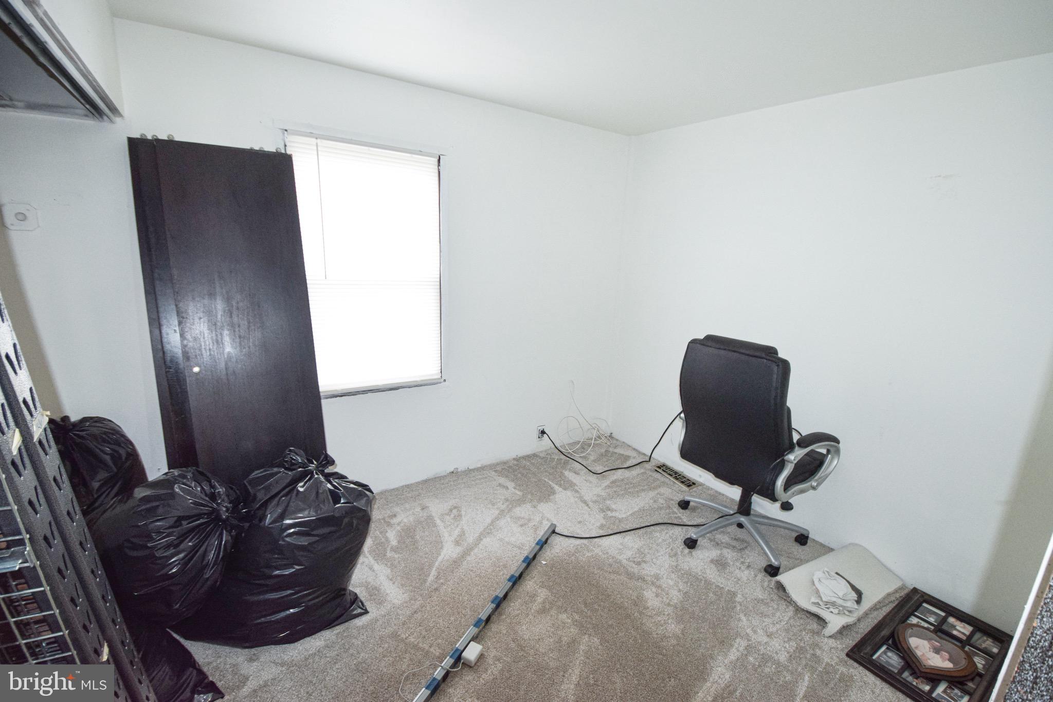 BOWLEYS QUARTERS - Residential