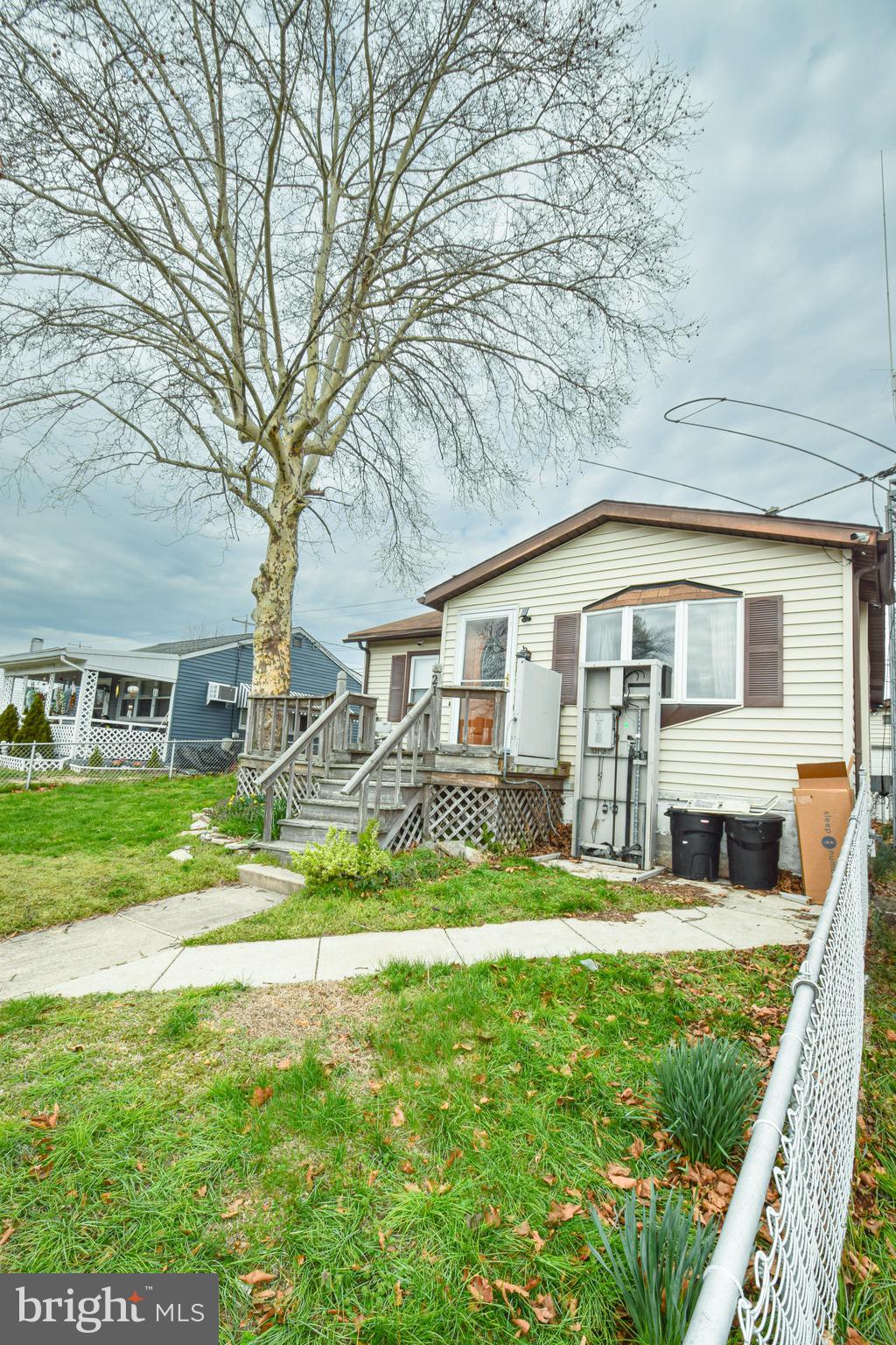 BOWLEYS QUARTERS - Residential