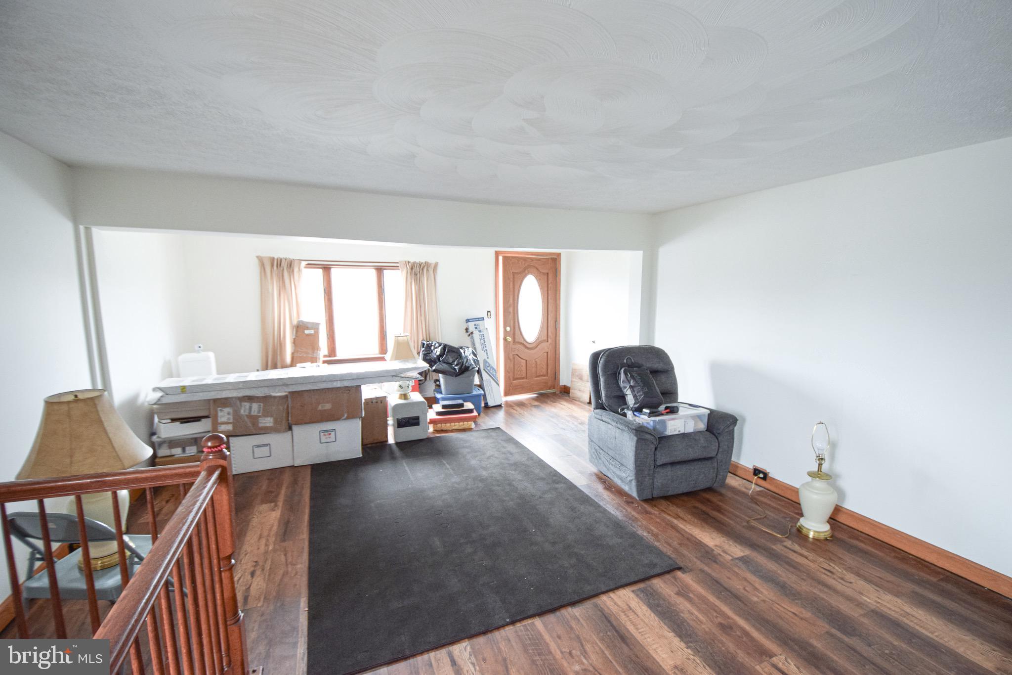 BOWLEYS QUARTERS - Residential