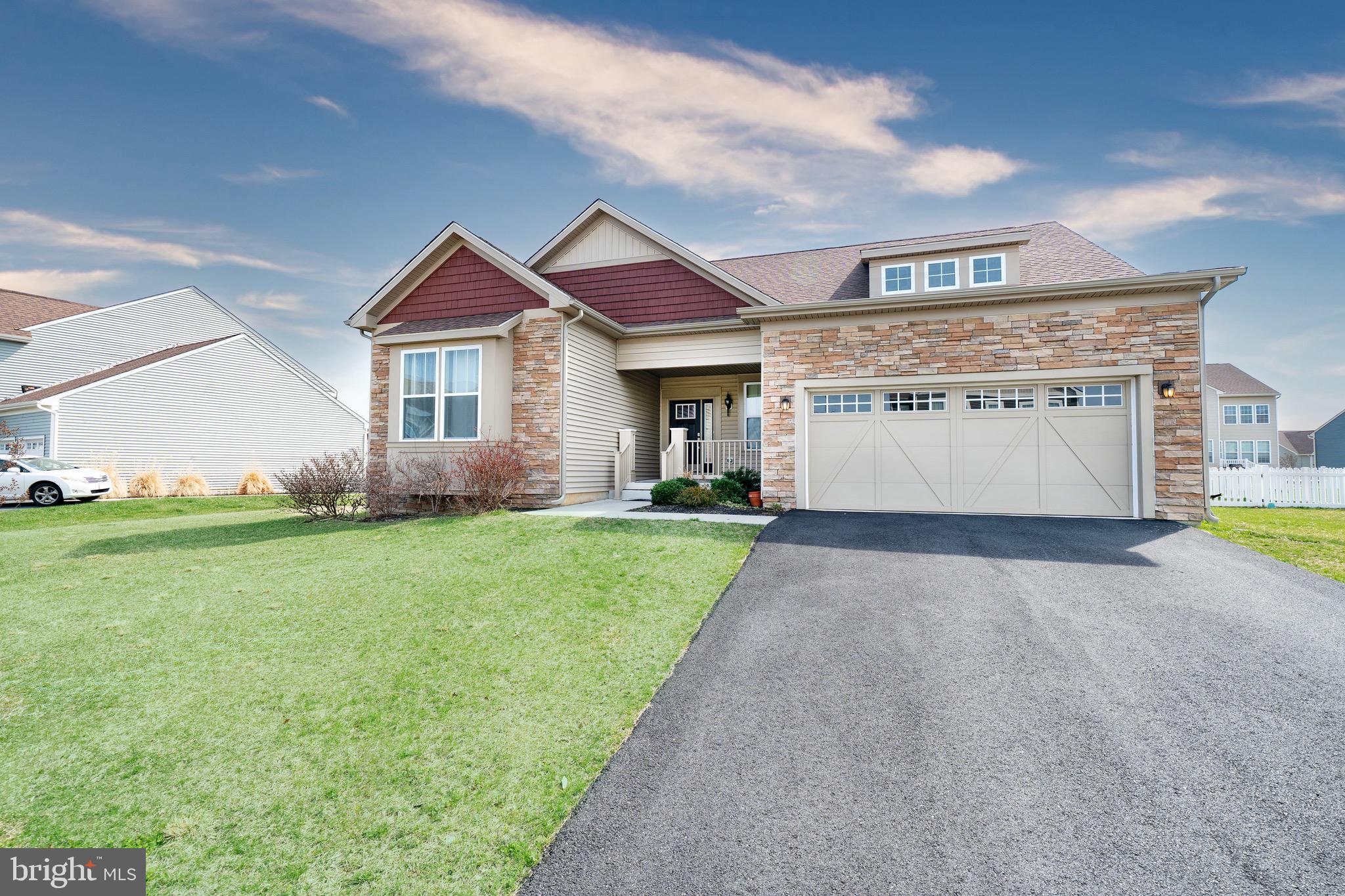 VILLAGE OF BAYBERRY - Residential