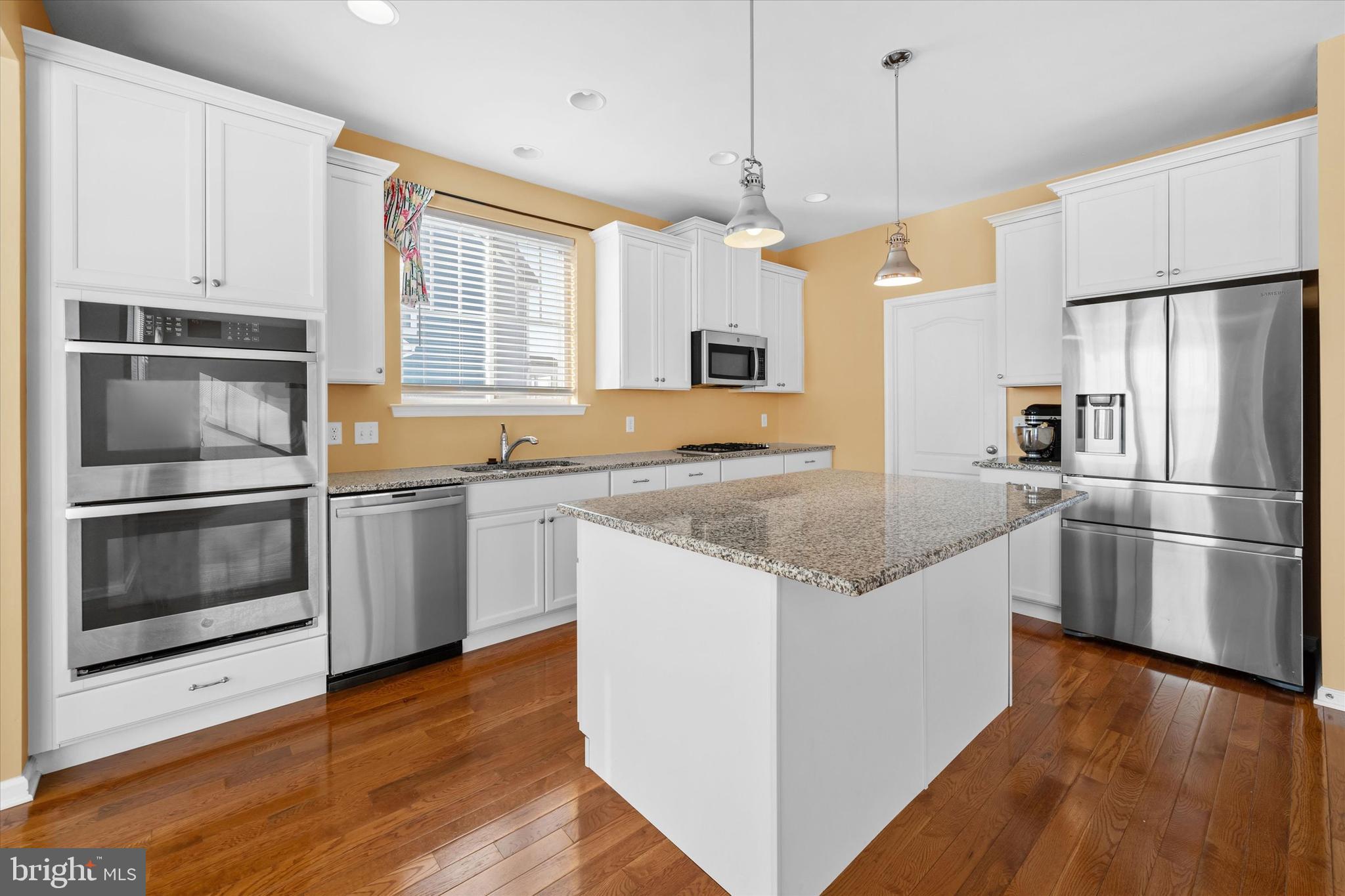 VILLAGE OF BAYBERRY - Residential