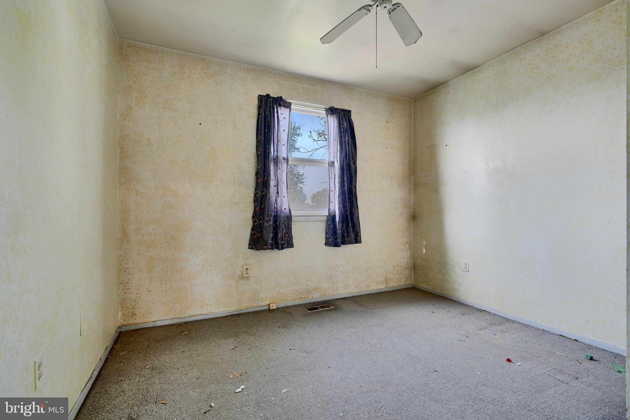 RANDALLSTOWN - Residential