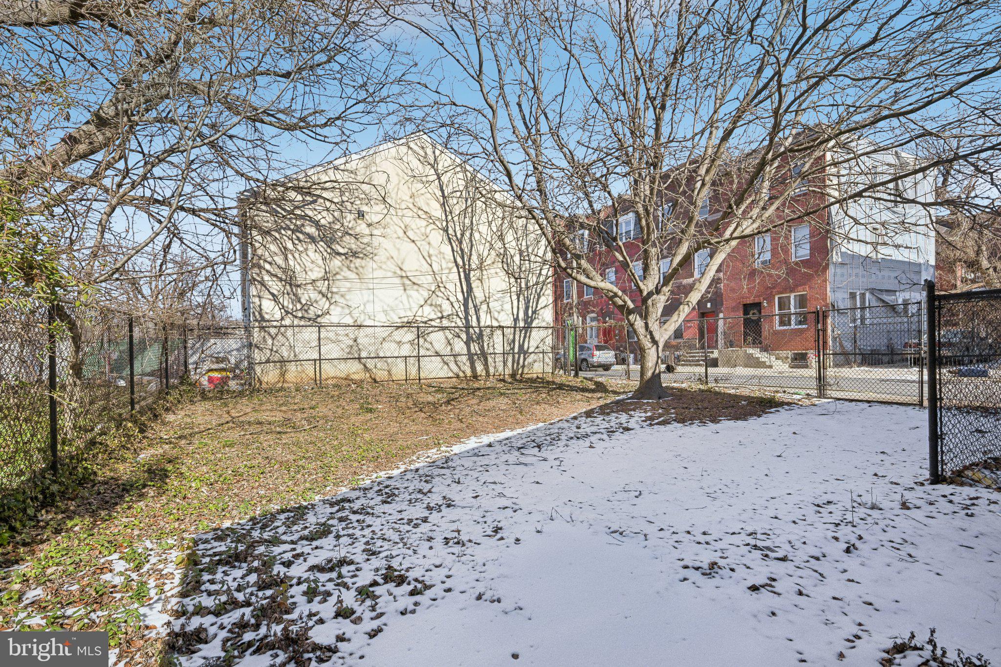PHILADELPHIA (NORTH) - Residential