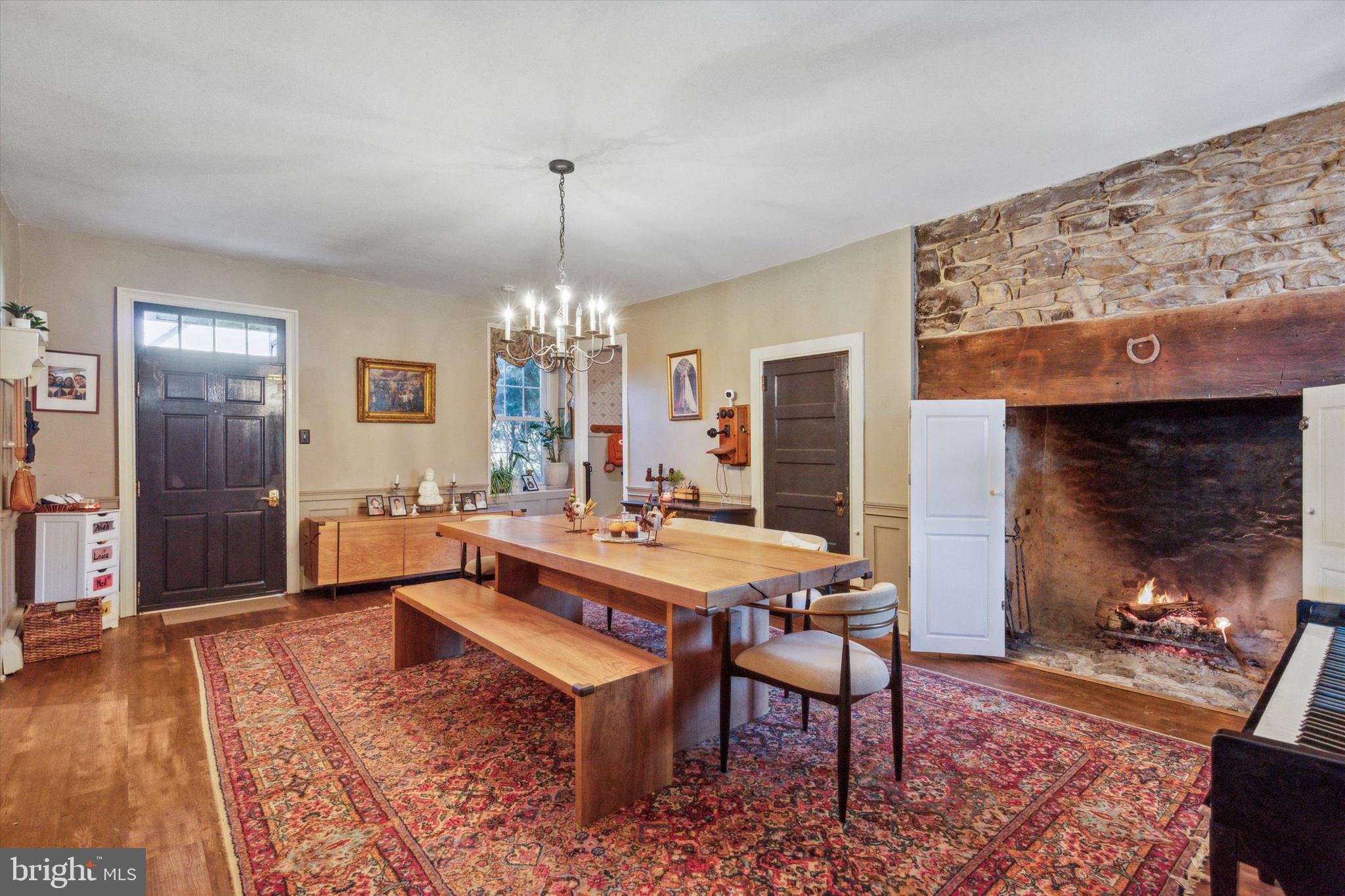 PENNSBURG - Residential Lease