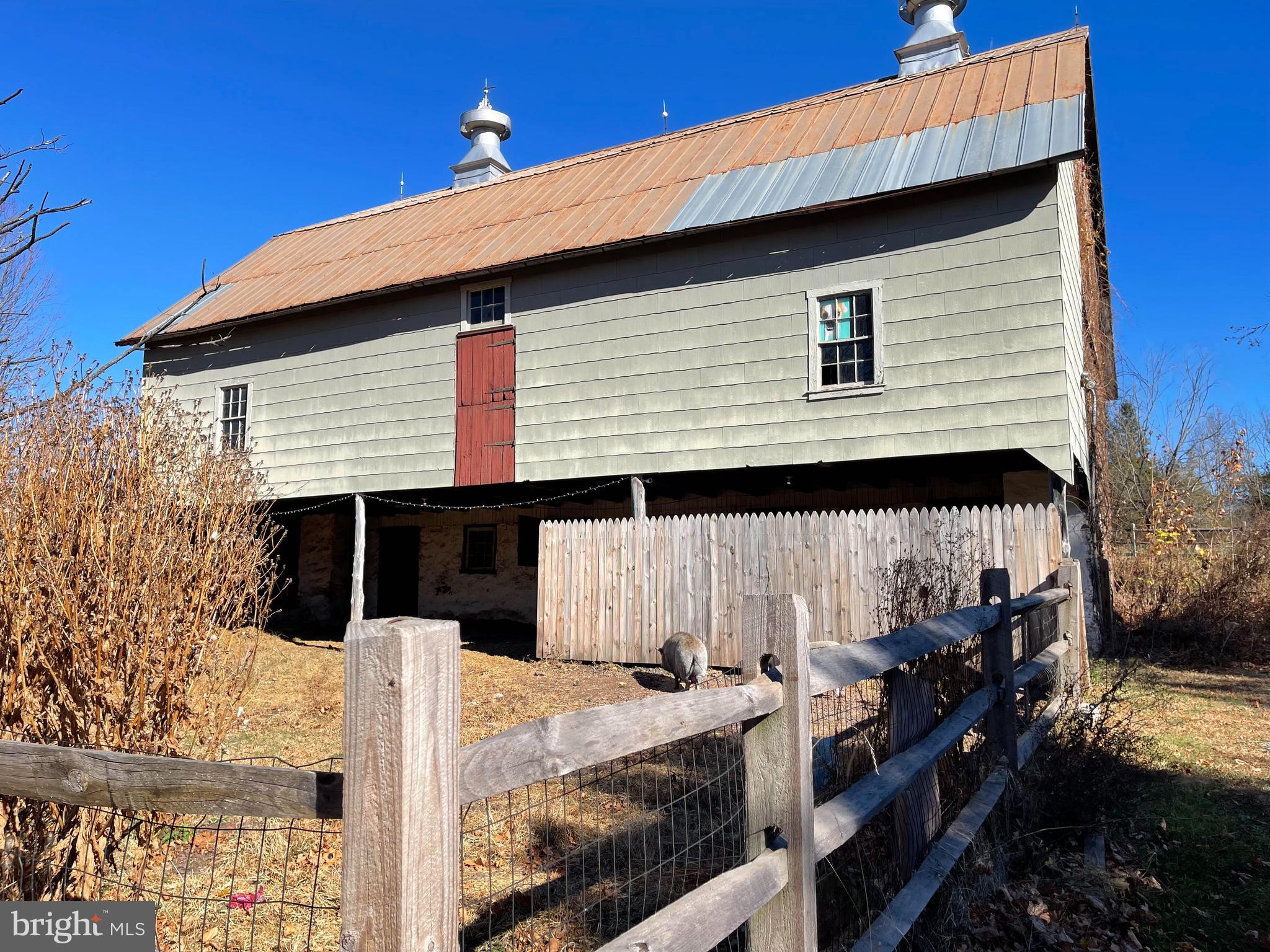 PENNSBURG - Residential Lease