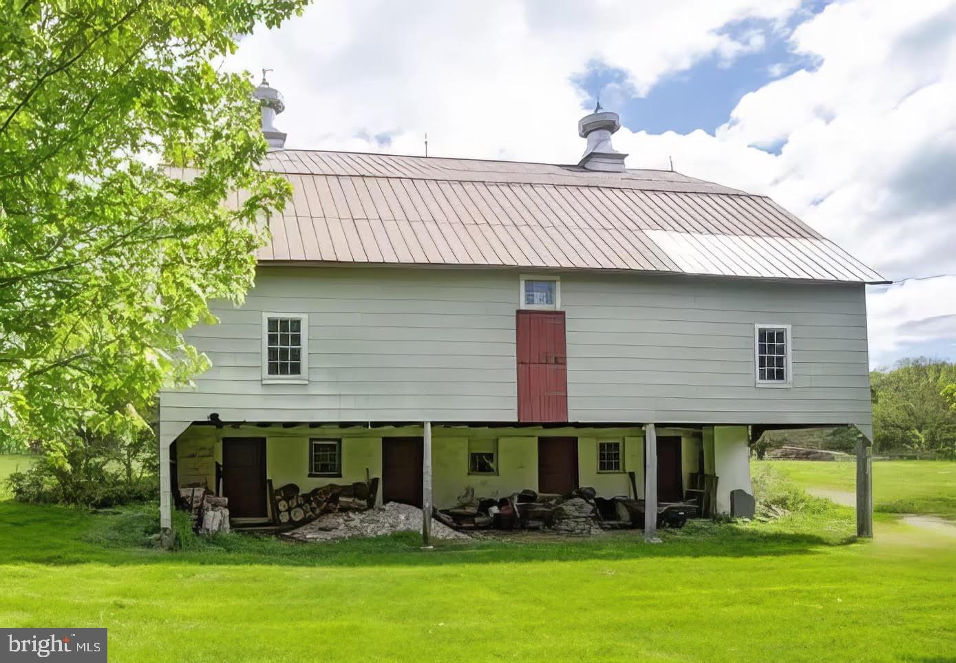 PENNSBURG - Residential Lease