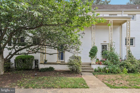 Photo of 1622 Ripon Place, ALEXANDRIA, VA 22302 (MLS # VAAX2064382)
