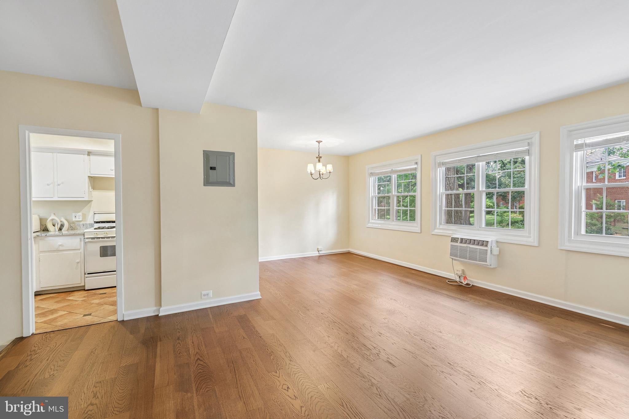 1622 RIPON PLACE