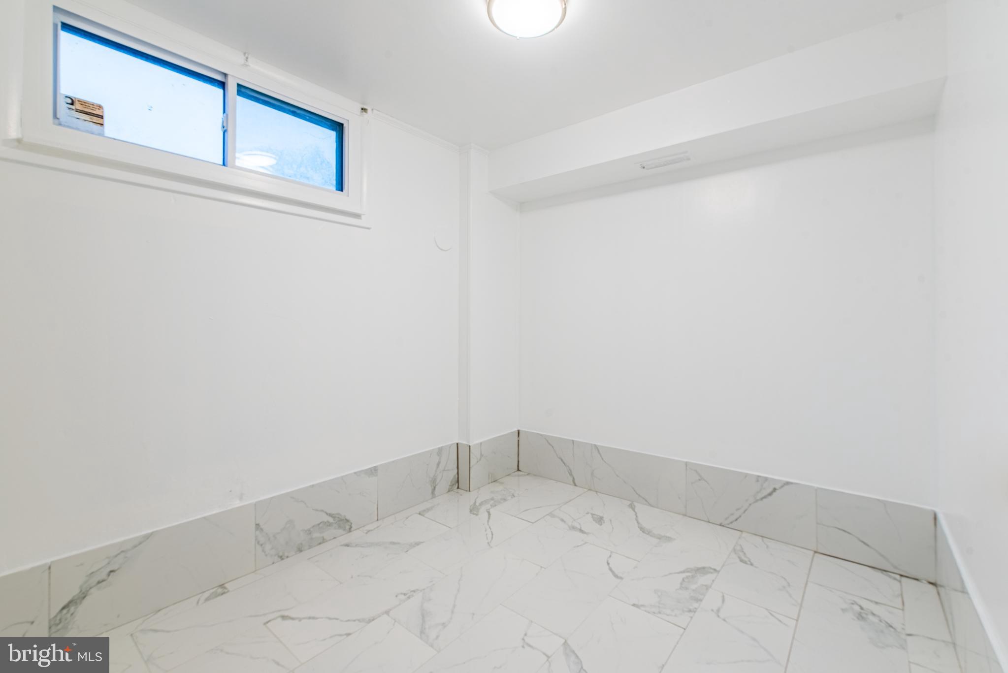 KIDMORE PARK - Residential