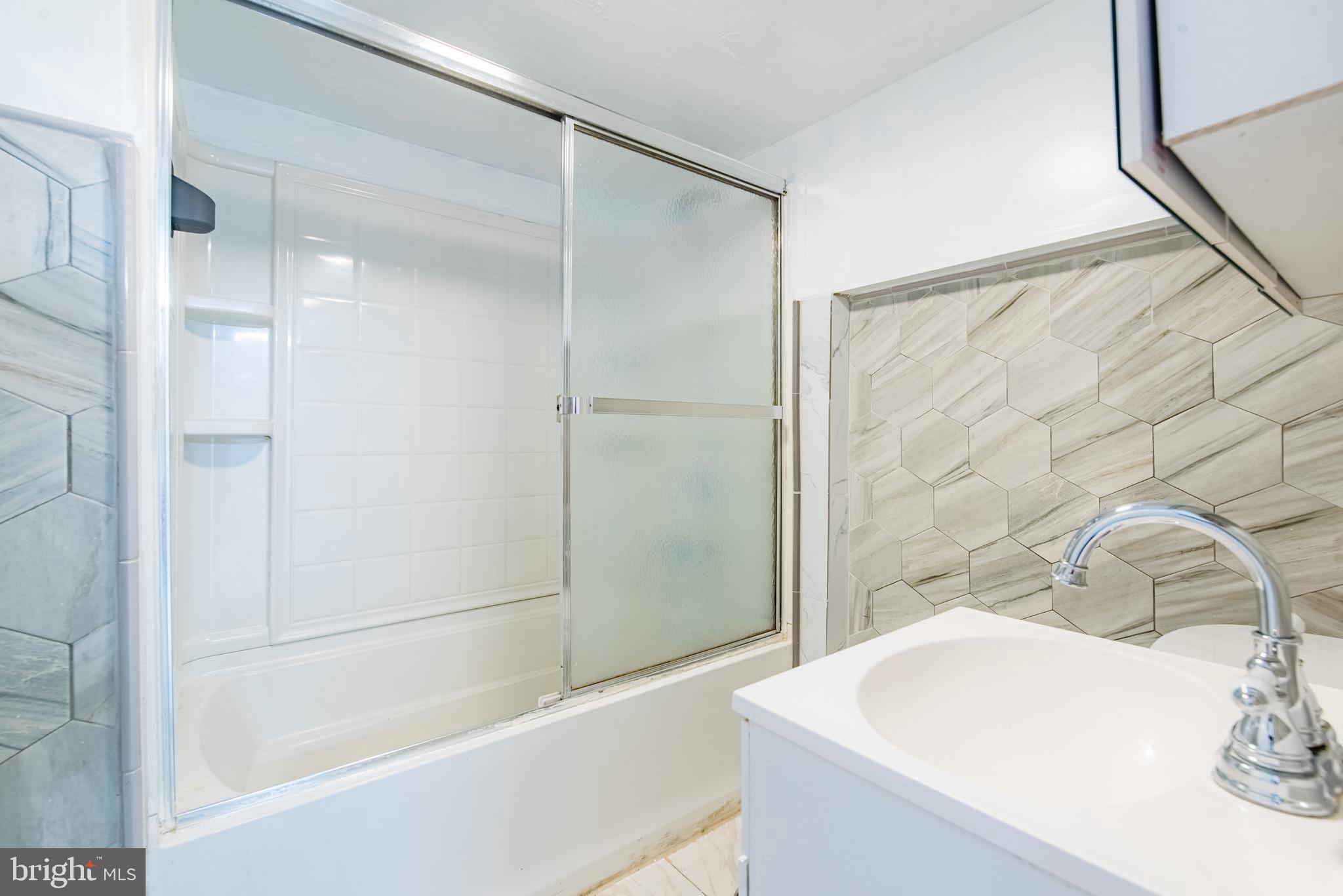 KIDMORE PARK - Residential