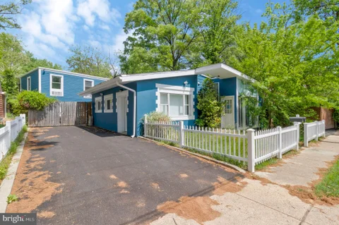 3801 Cedar Croft Place, Brentwood, MD 20722 - #: MDPG2206262