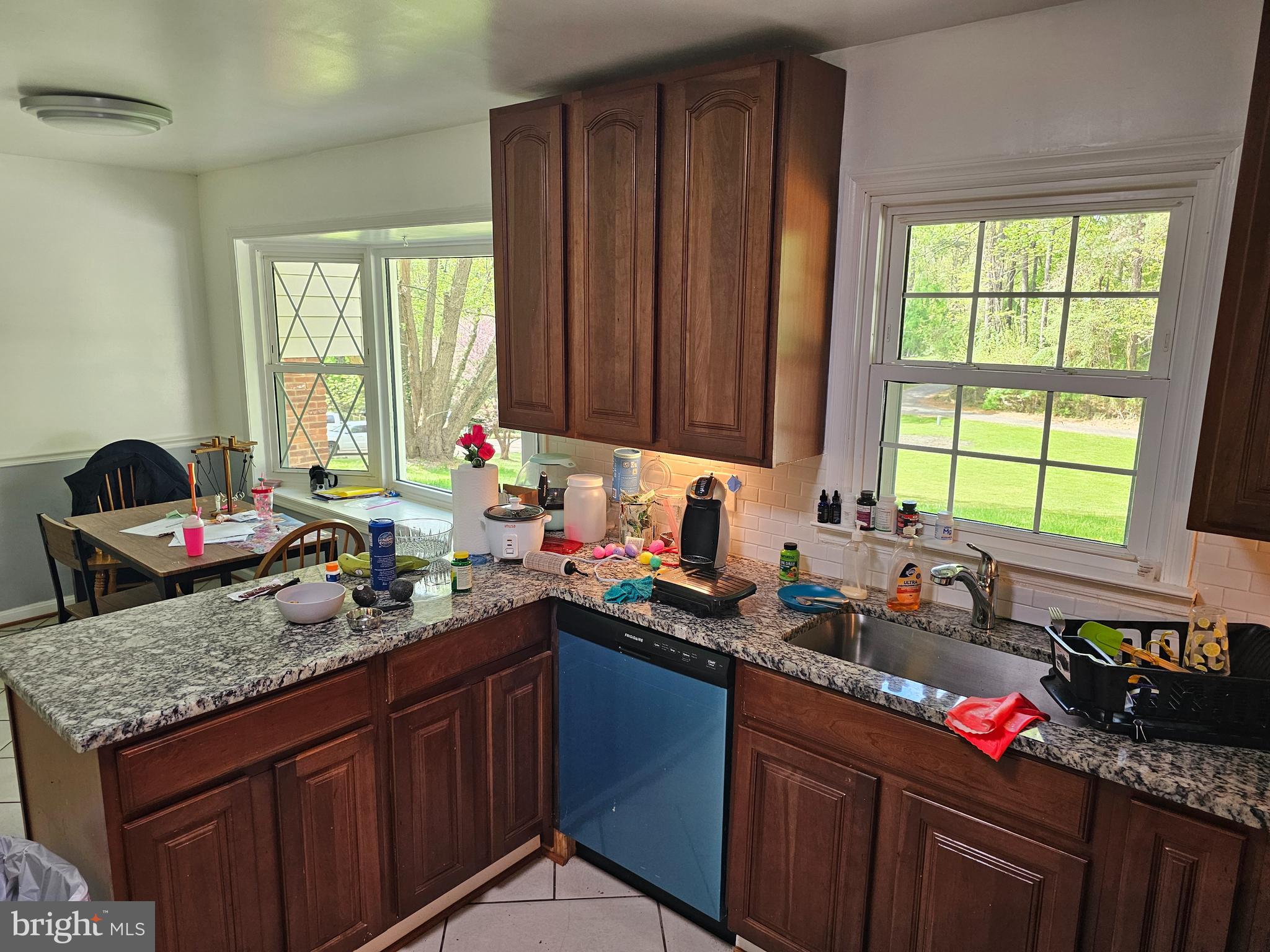 OAKTON - Residential