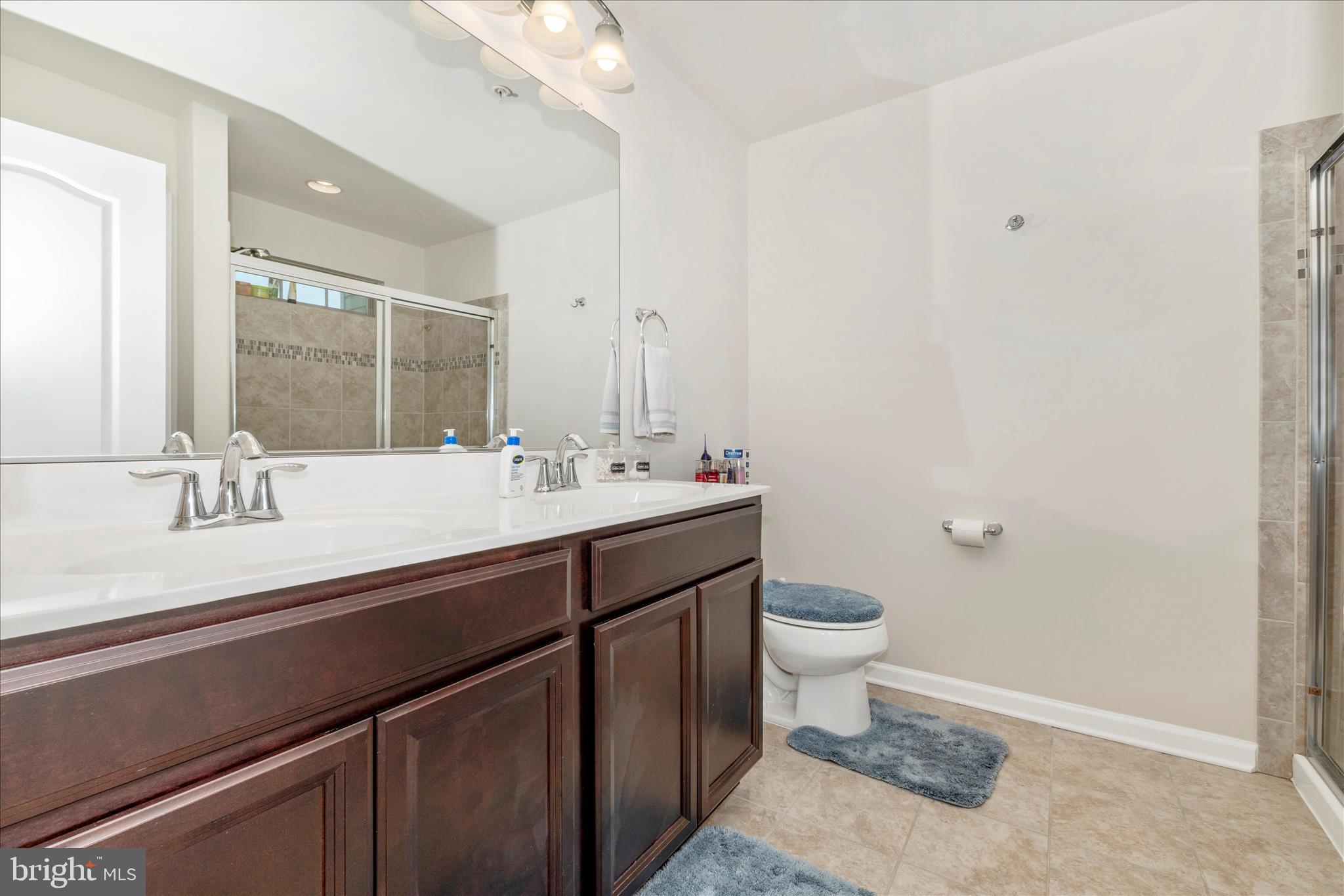 TALLYN RIDGE - Residential