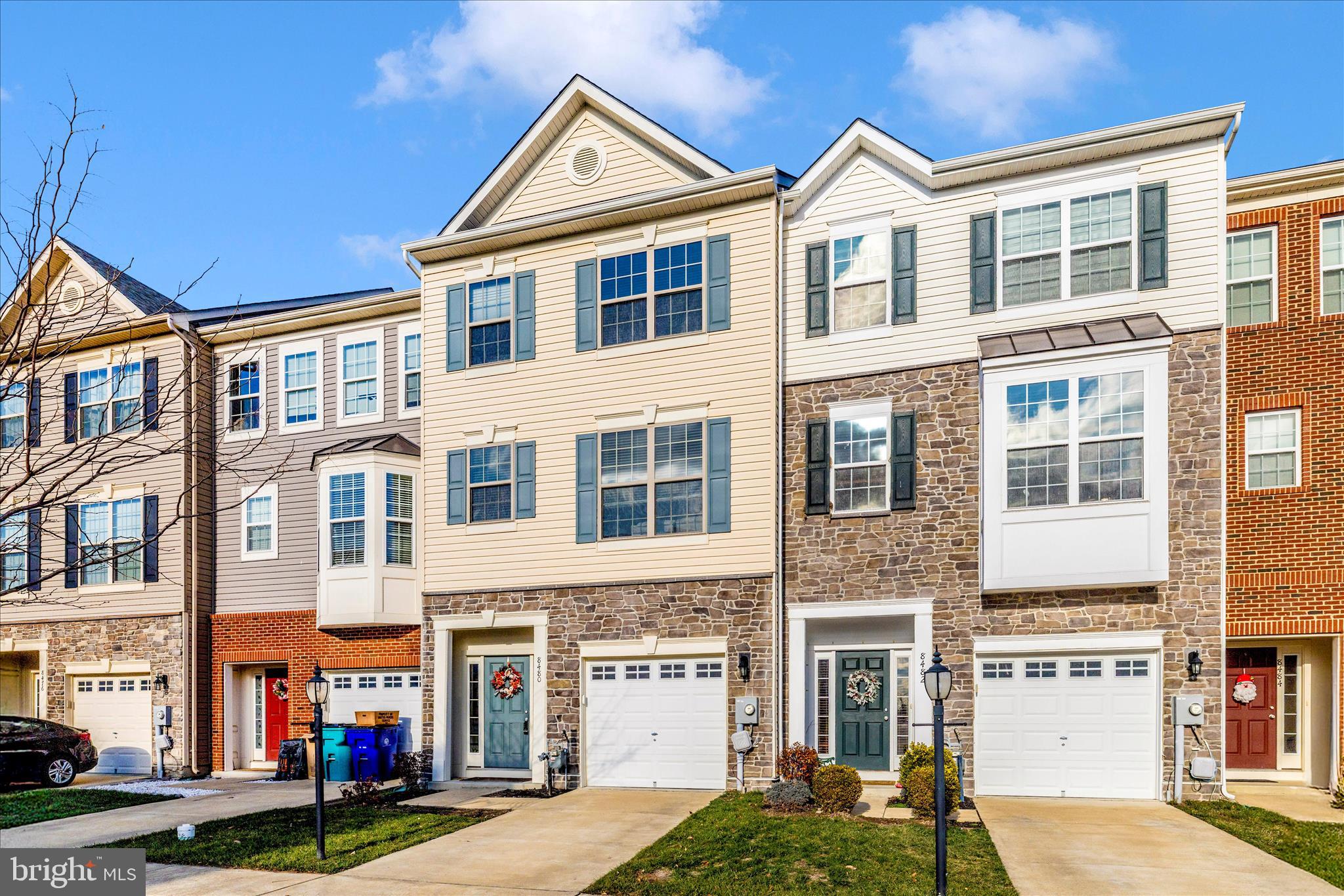 TALLYN RIDGE - Residential