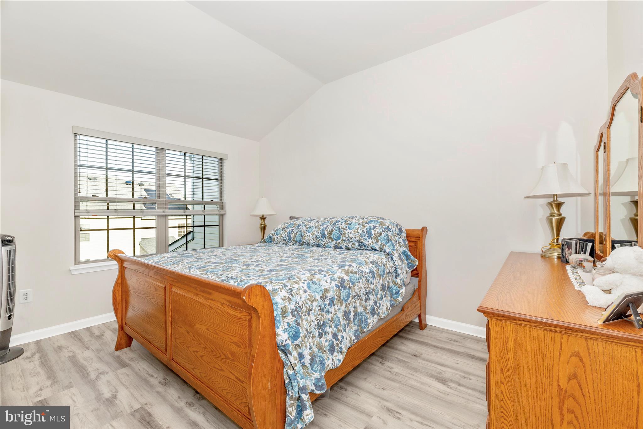 TALLYN RIDGE - Residential