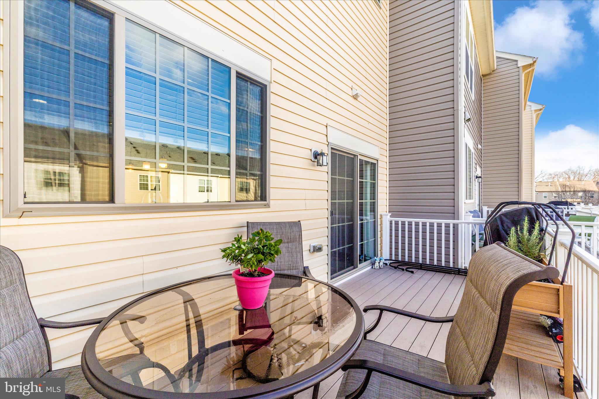 TALLYN RIDGE - Residential