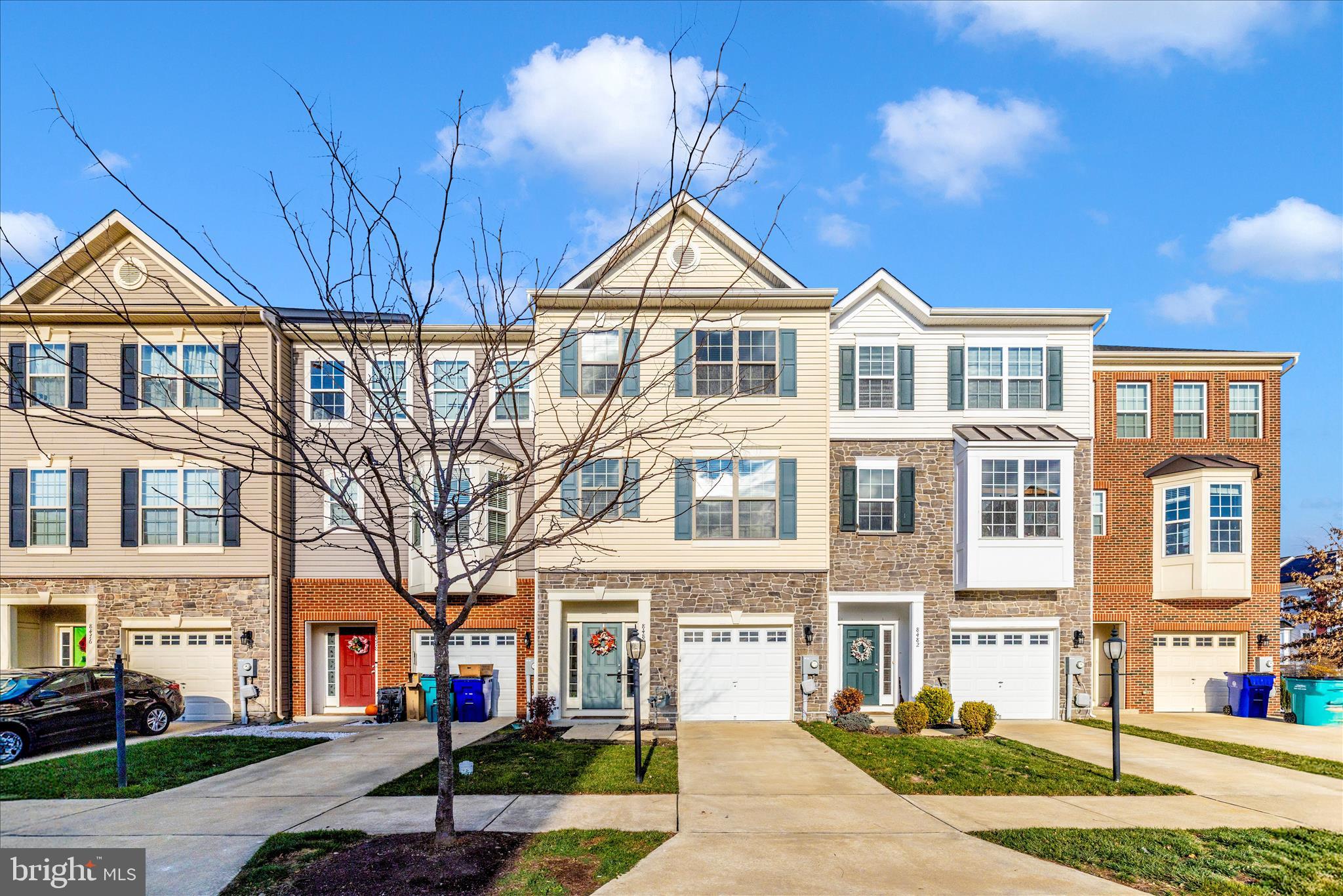 TALLYN RIDGE - Residential