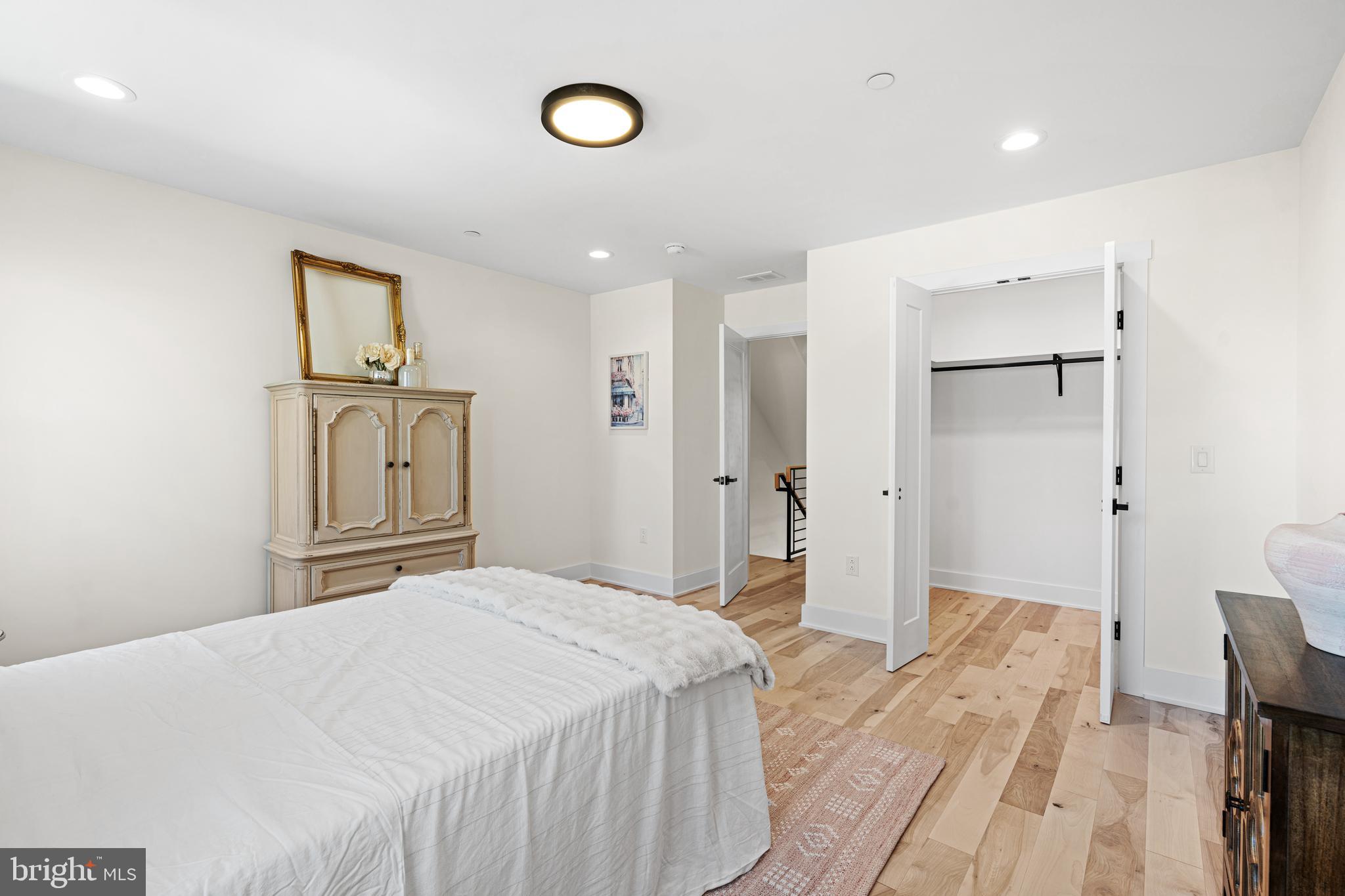 GRAYS FERRY - Residential