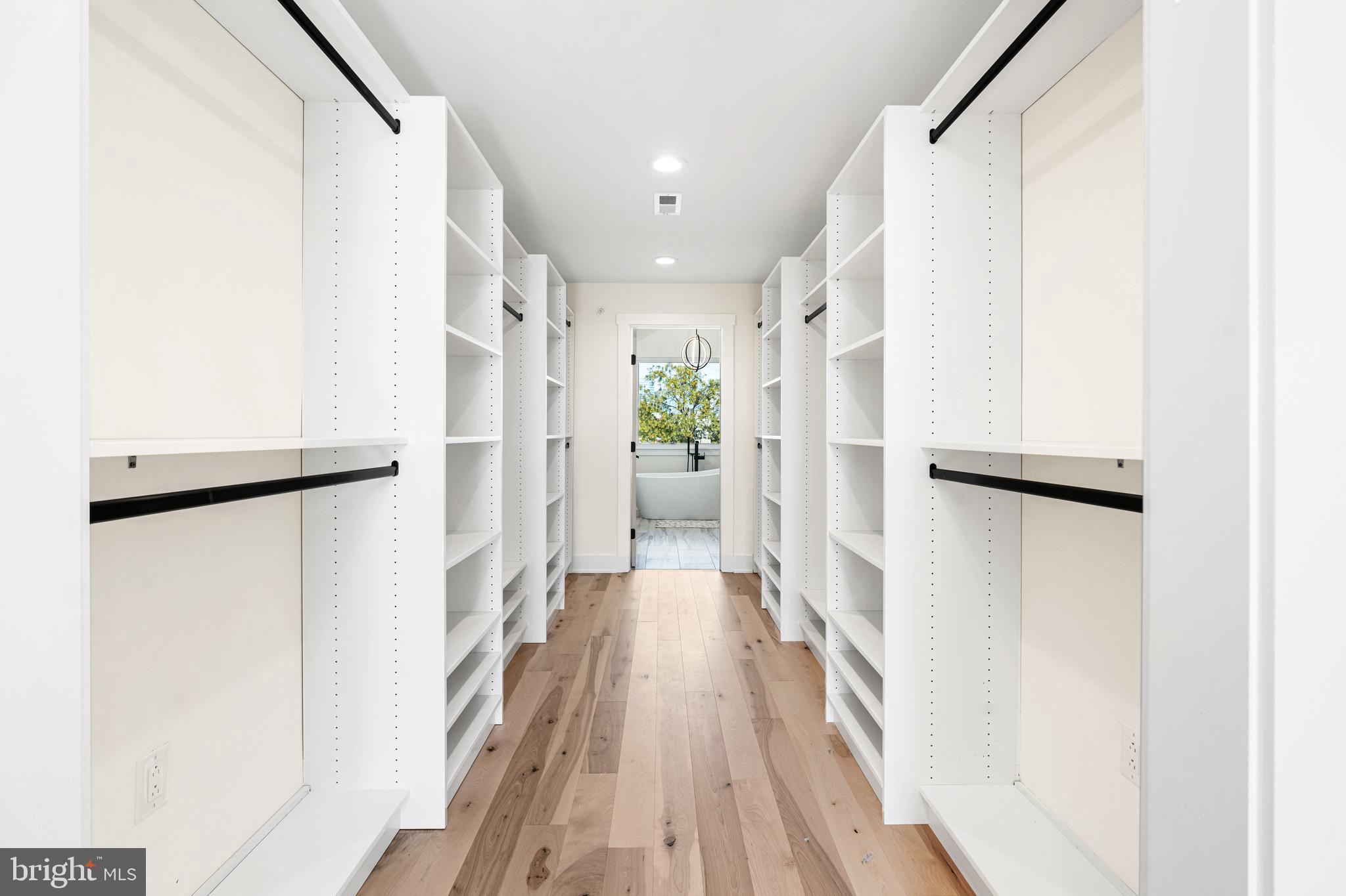 GRAYS FERRY - Residential