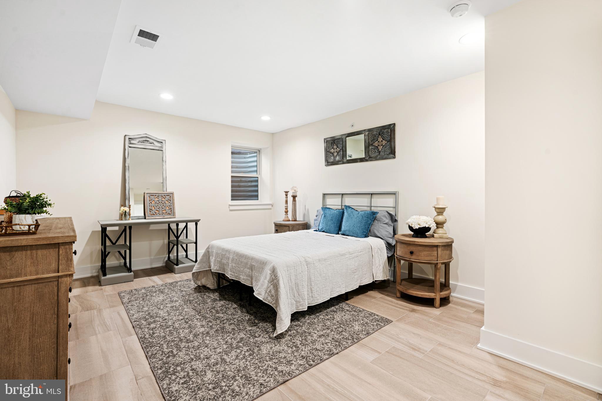 GRAYS FERRY - Residential