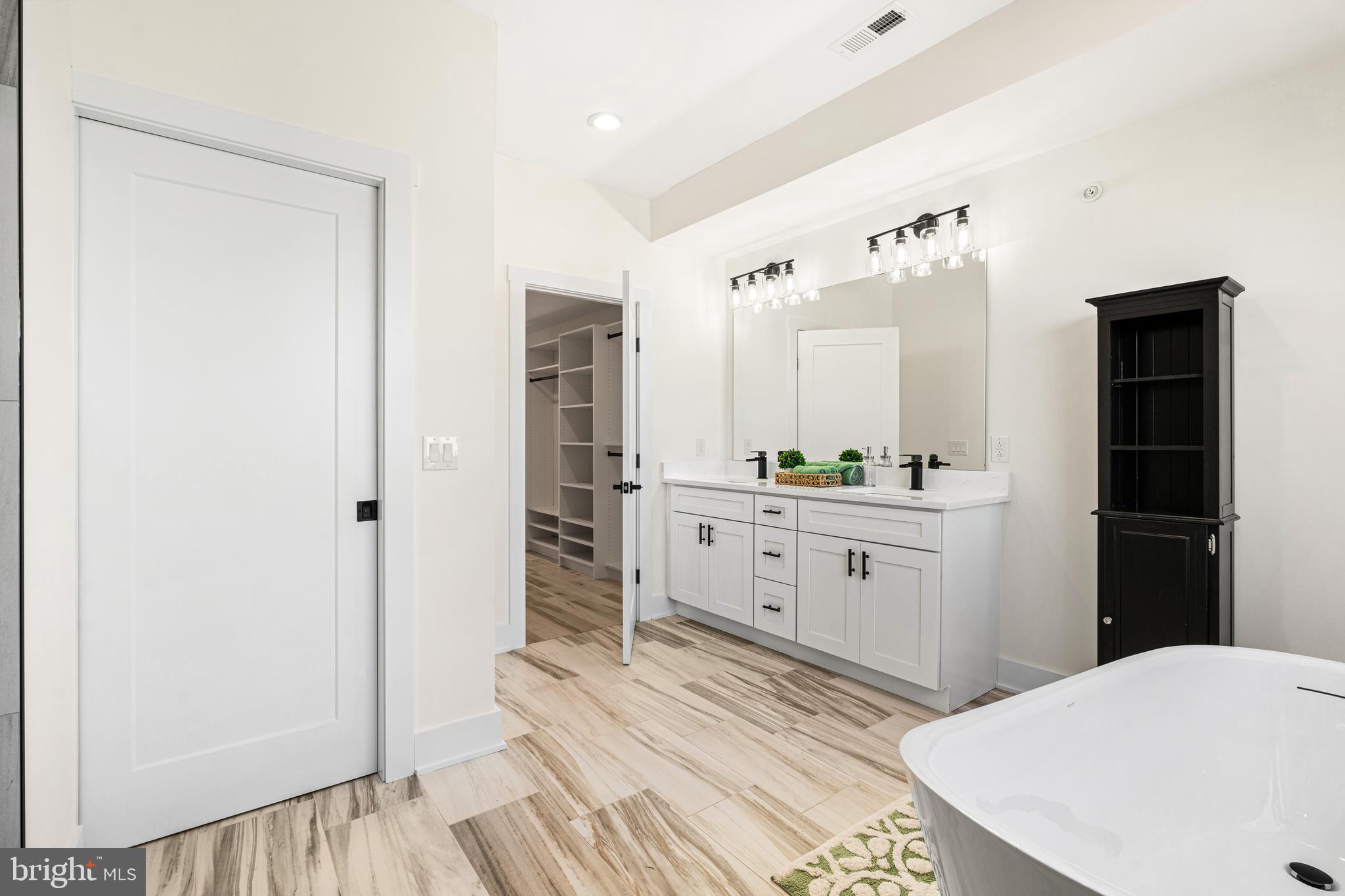 GRAYS FERRY - Residential