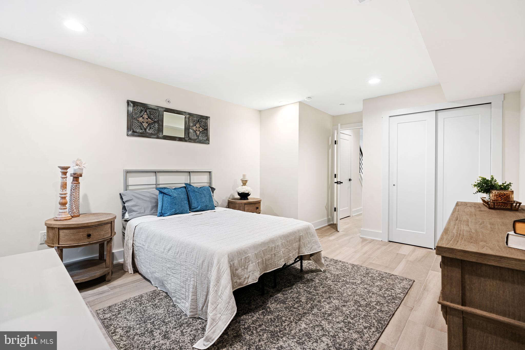 GRAYS FERRY - Residential