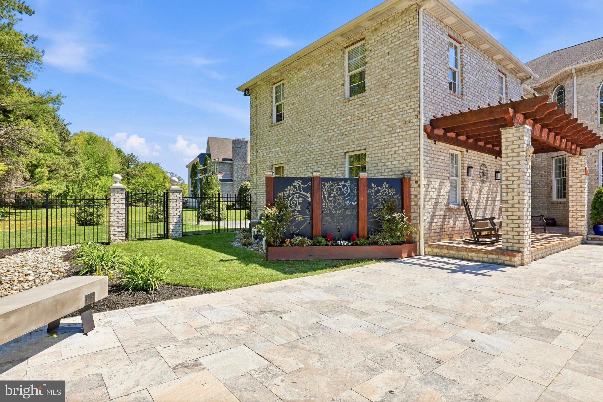 PENNWOOD - Residential