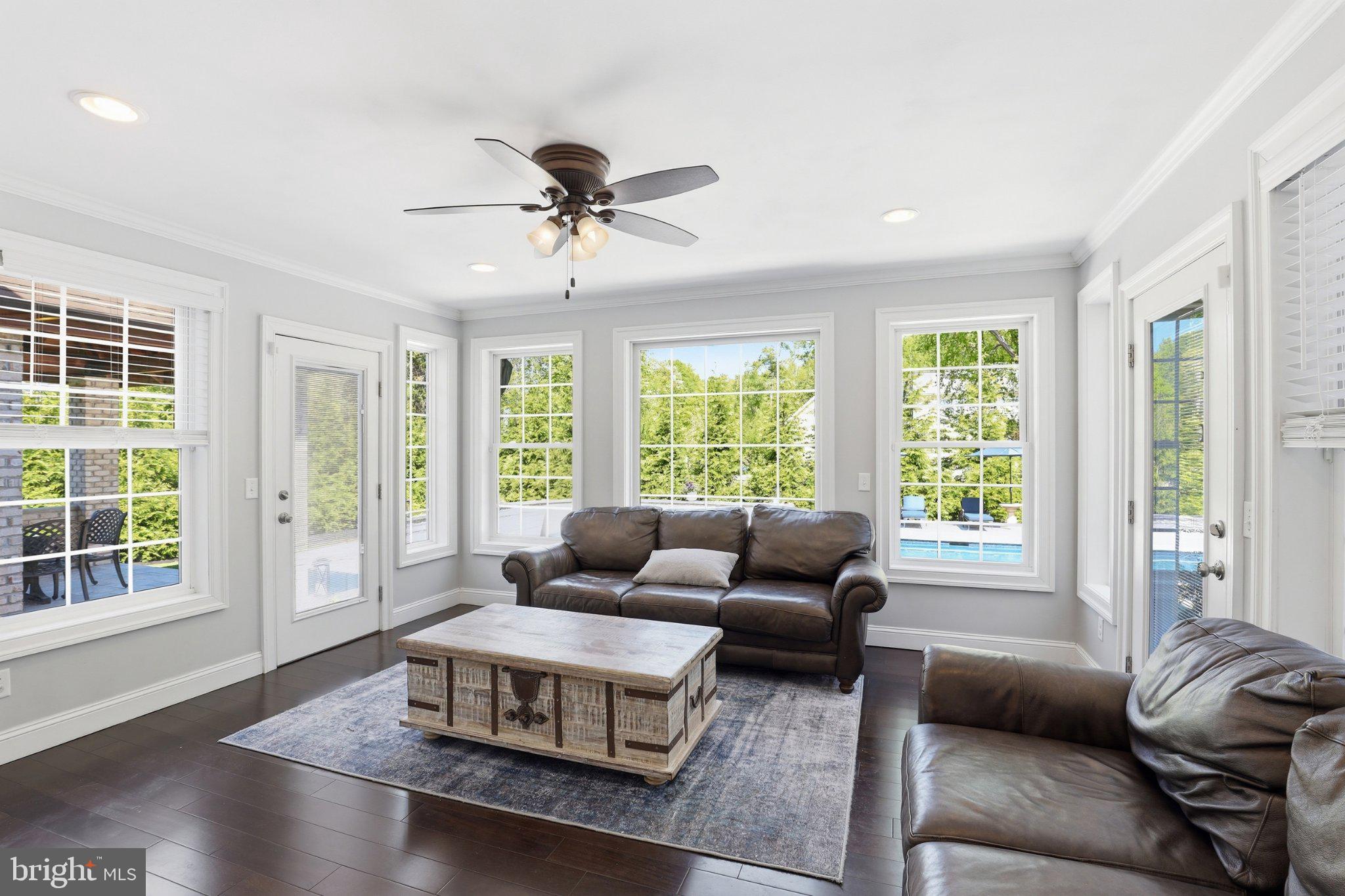 PENNWOOD - Residential