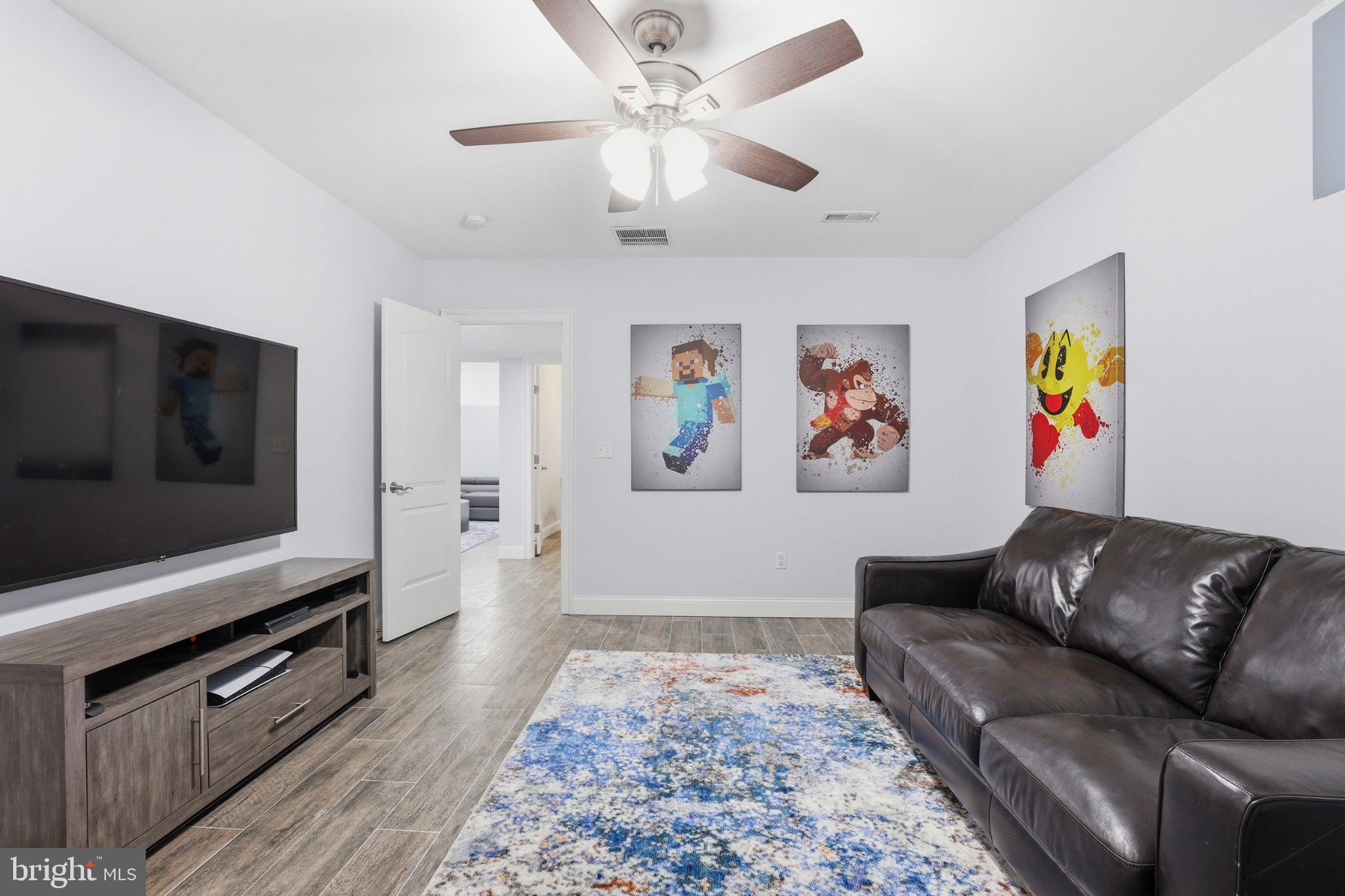 PENNWOOD - Residential