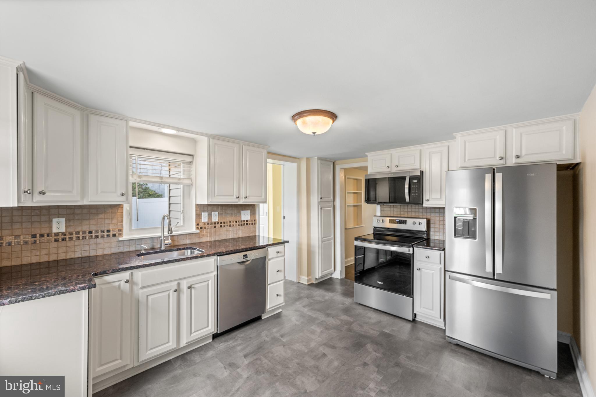 FRAZER VIEW - Residential Lease