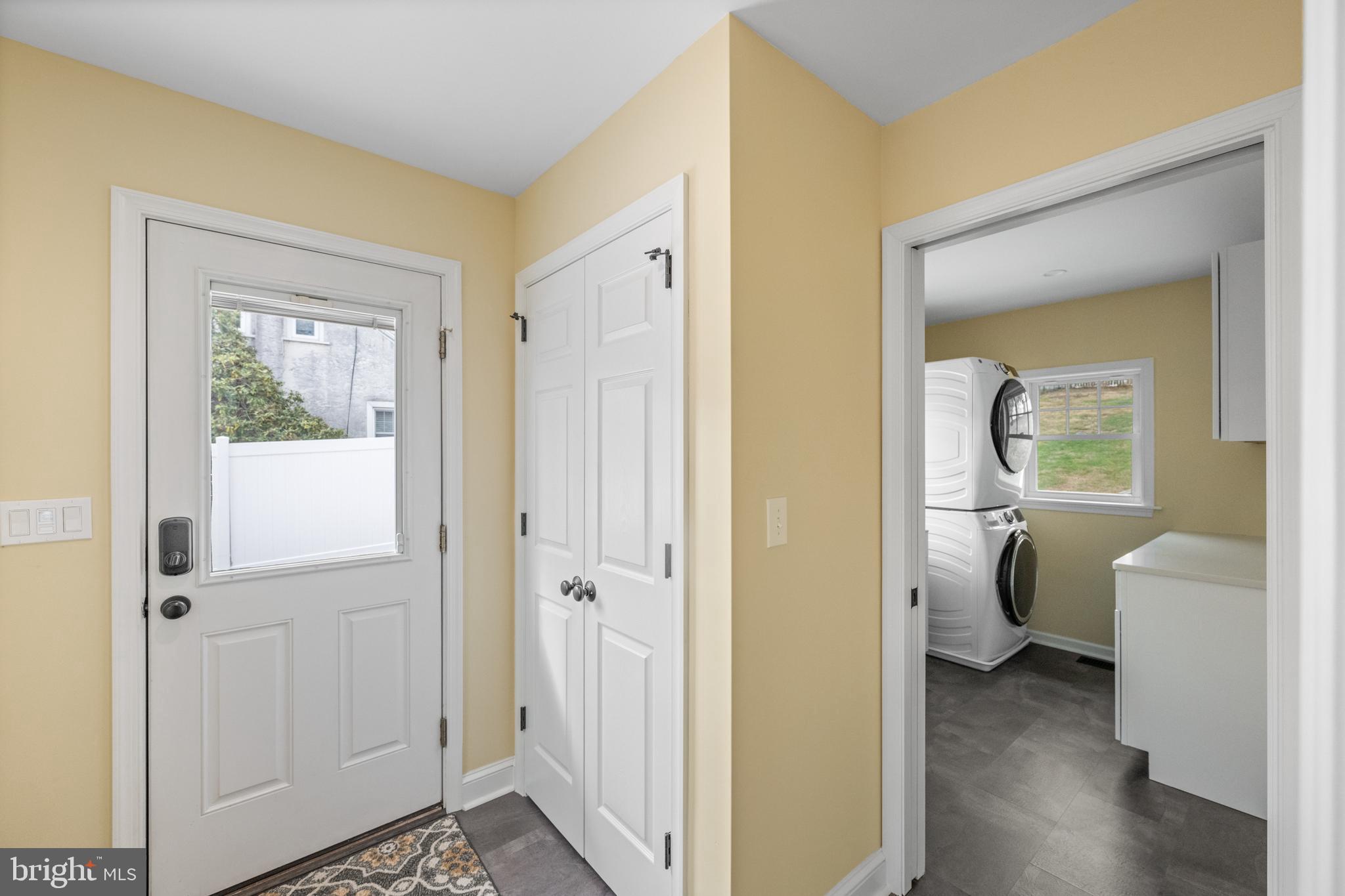 FRAZER VIEW - Residential Lease