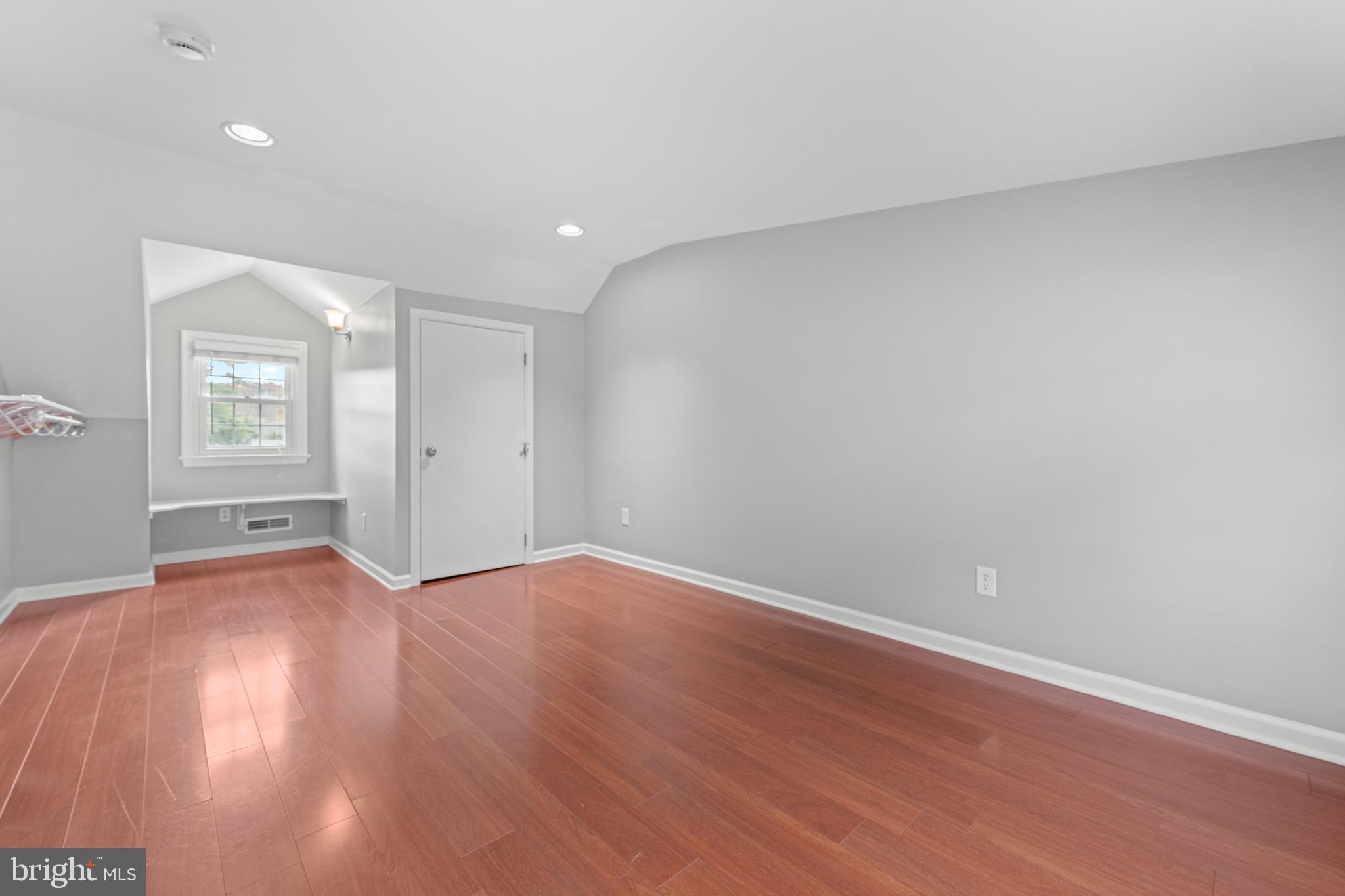 FRAZER VIEW - Residential Lease