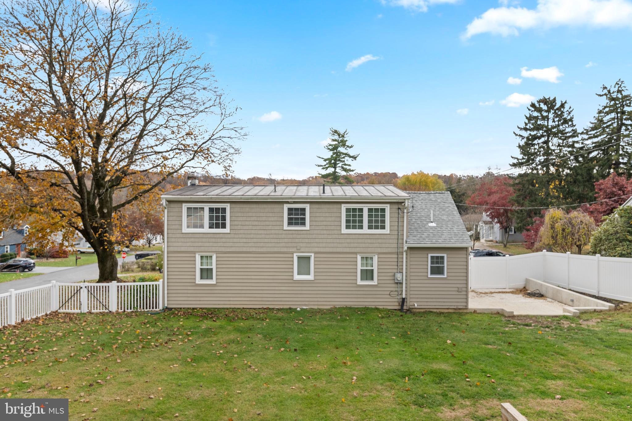 FRAZER VIEW - Residential Lease